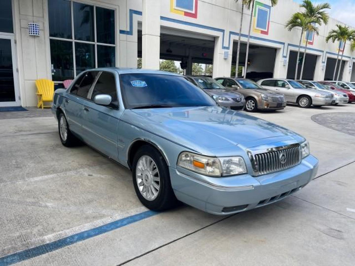 2009 Norsea Blue Metallic /Medium light stone Mercury Grand Marquis ULTIMATE LS LOW MILES 46,388 (2MEHM75V09X) with an 4.6L OHC SEFI FFV V8 Engine engine, Automatic transmission, located at 4701 North Dixie Hwy, Pompano Beach, FL, 33064, (954) 422-2889, 26.240938, -80.123474 - OUR WEBPAGE FLORIDACARS1.COM HAS OVER 100 PHOTOS AND FREE CARFAX LINK 2009 MERCURY GRAND MARQUIS LS ULTIMATE ROAD READY 4.6L V8 VIN: 2MEHM75V09X627301 NO ACCIDENTS SEDAN 4 DR NO RECALLS 4.6L V8 F SOHC 16V FLORIDA OWNER FLEX FUEL POWER LEATHER SEATS REAR WHEEL DRIVE LOW MILES 46,388 Adaptive Headligh - Photo#73