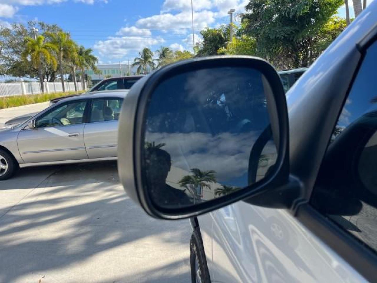 2003 Bright Silver Metallic /Dark Slate Gray Dodge Ram 1500 CREW HEMI SLT LOW MILES 78,951 (1D7HA18D13S) with an 5.7L V8 Hemi Magnum Engine engine, Automatic transmission, located at 4701 North Dixie Hwy, Pompano Beach, FL, 33064, (954) 422-2889, 26.240938, -80.123474 - OUR WEBPAGE FLORIDACARS1.COM HAS OVER 100 PHOTOS AND FREE CARFAX LINK 2003 DODGE RAM 1500 SLT ROAD READY 5.7L V8 VIN: 1D7HA18D13S364293 NO RECALLS 4 DOOR EXTENDED CAB PICKUP FLORIDA OWNER 5.7L V8 F LOW MILES 78,951 GASOLINE POWER SEATS REAR WHEEL DRIVE 6.4FT BED LENGHT Approach Lights Chrome Wheels - Photo#84