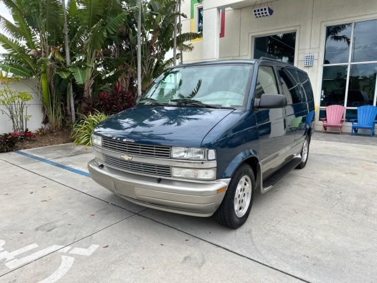 2005 Medium Cadet Blue Metallic /Medium Gray Chevrolet Astro Passenger AWD LOW MILES 68,902 1 OWNER (1GNEL19X35B) with an 4.3L Vortec 4300 V6 MFI Engine engine, Automatic transmission, located at 4701 North Dixie Hwy, Pompano Beach, FL, 33064, (954) 422-2889, 26.240938, -80.123474 - OUR WEBPAGE FLORIDACARS1.COM HAS 100 PHOTOS AND FREE CARFAX LINK 2005 CHEVROLET ASTRO 7 PASSENGER VIN: 1GNEL19X35B105007 VAN 4.3L V6 F GASOLINE HANDICAP LIFT ALL WHEEL DRIVE AWD Automatic Climate Control Cruise Control Front Bucket Seats Limited Slip Differential Rear Privacy Glass Trailer Wiring TH - Photo#1