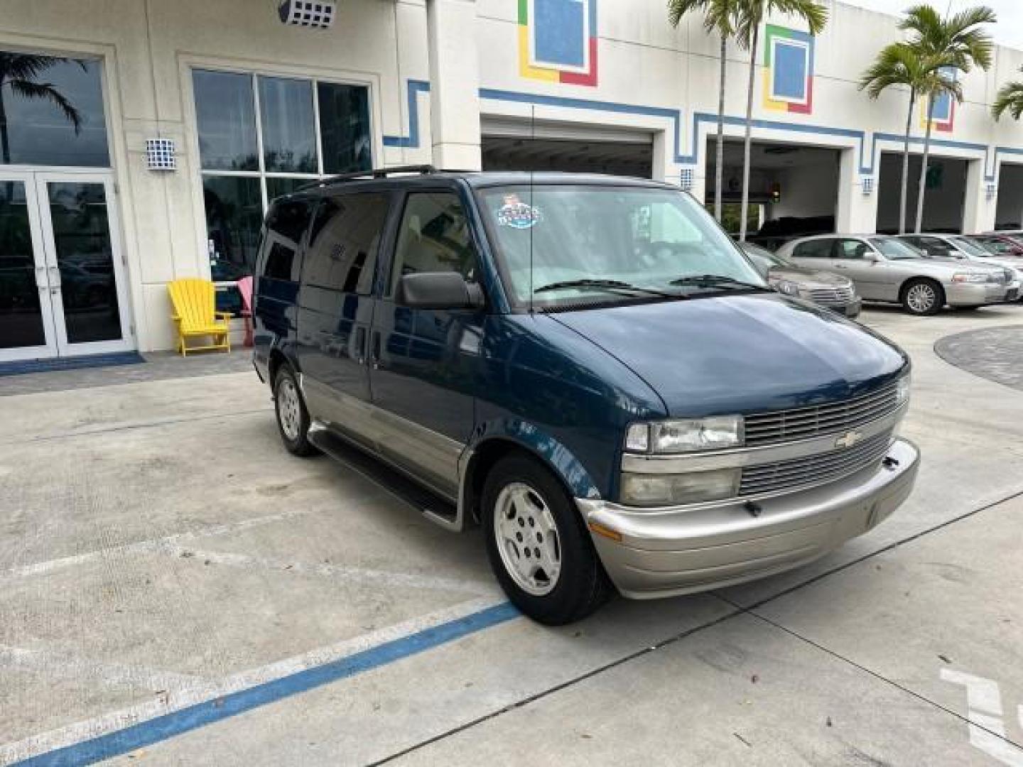 2005 Medium Cadet Blue Metallic /Medium Gray Chevrolet Astro Passenger AWD LOW MILES 68,902 1 OWNER (1GNEL19X35B) with an 4.3L Vortec 4300 V6 MFI Engine engine, Automatic transmission, located at 4701 North Dixie Hwy, Pompano Beach, FL, 33064, (954) 422-2889, 26.240938, -80.123474 - OUR WEBPAGE FLORIDACARS1.COM HAS 100 PHOTOS AND FREE CARFAX LINK 2005 CHEVROLET ASTRO 7 PASSENGER VIN: 1GNEL19X35B105007 VAN 4.3L V6 F GASOLINE HANDICAP LIFT ALL WHEEL DRIVE AWD Automatic Climate Control Cruise Control Front Bucket Seats Limited Slip Differential Rear Privacy Glass Trailer Wiring TH - Photo#3