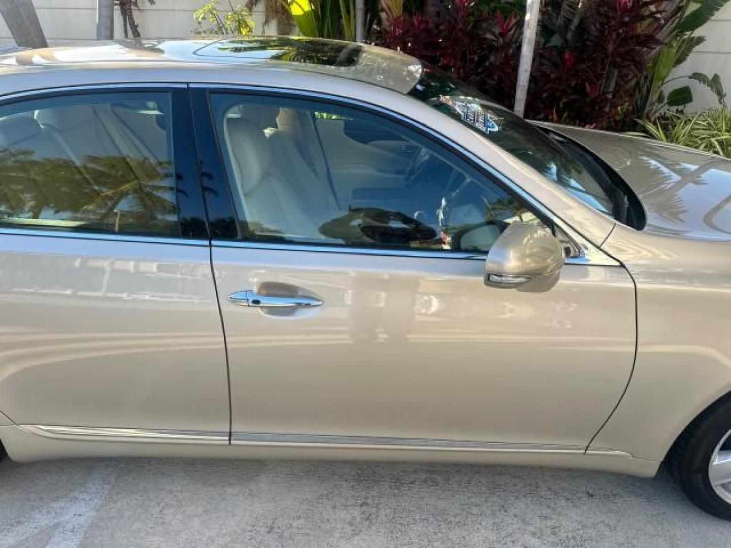 2011 Satin Cashmere Metallic /Parchment Lexus LS 460 1 FL OWNER FULLY LOADED (JTHBL5EFXB5) with an 4.6L DOHC 32-Valve V8 Engine engine, Automatic transmission, located at 4701 North Dixie Hwy, Pompano Beach, FL, 33064, (954) 422-2889, 26.240938, -80.123474 - OUR WEBPAGE FLORIDACARS1.COM HAS OVER 100 PHOTOS AND FREE CARFAX LINK 2011 LEXUS LS 460 VIN: JTHBL5EFXB5103313 SEDAN 4 DR 4.6L V8 F DOHC 32V GASOLINE REAR WHEEL DRIVE THIS IS ONE OF THE NICEST LEXU S' WE HAVE EVER LISTED, CLEAN 1 OWNER FLORIDA TITLE. FULLY LOADED WITH OPTIONS INCLUDING 19 WHEELS, SU - Photo#53