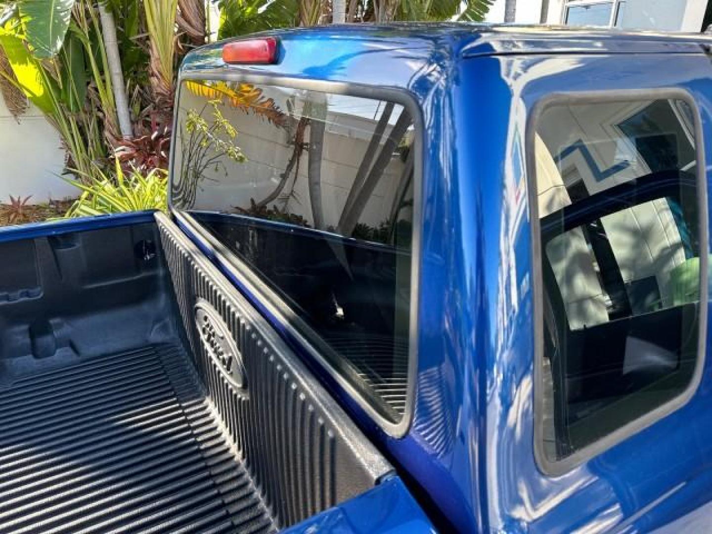 2010 Vista Blue Metallic /Medium Dark Flint Ford Ranger XLT X CAB LOW MILES 57,020 (1FTKR1ED4AP) with an 2.3L DOHC 16-Valve I4 Engine engine, Automatic transmission, located at 4701 North Dixie Hwy, Pompano Beach, FL, 33064, (954) 422-2889, 26.240938, -80.123474 - OUR WEBPAGE FLORIDACARS1.COM HAS OVER 100 PHOTOS AND FREE CARFAX LINK 2010 FORD RANGER XLT VIN: 1FTKR1ED4APA27033 CLUB CAB PICKUP 2.3L I4 F DOHC 16V GASOLINE REAR WHEEL DRIVE Bed Cover Running Boards Bed Liner Satellite Radio Ready Bluetooth Technology Tow Hitch Cloth Seats THIS IS ONE OF THE NICEST - Photo#58