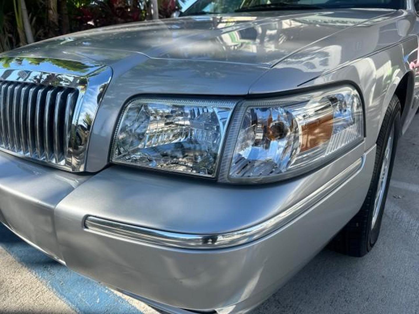 2008 Silver Birch Metallic /Light Camel Mercury Grand Marquis LS 1 OWNER FL 12,426 LOW MILES (2MEFM75V58X) with an 4.6L OHC FFV V8 Engine engine, Automatic transmission, located at 4701 North Dixie Hwy, Pompano Beach, FL, 33064, (954) 422-2889, 26.240938, -80.123474 - OUR WEBPAGE FLORIDACARS1.COM HAS OVER 100 PHOTOS AND FREE CARFAX LINK 2008 MERCURY GRAND MARQUIS LS NON SMOKER VIN: 2MEFM75V58X614887 SEDAN 4 DR 4.6L V8 F SOHC FLEX FUEL REAR WHEEL DRIVE ROAD READY NO ACCIDENTS NO RECALLS FLORIDA 1 OWNER POWER LEATHER SEATS LOW MILES 12,426 Alloy Wheels Leather Seat - Photo#38