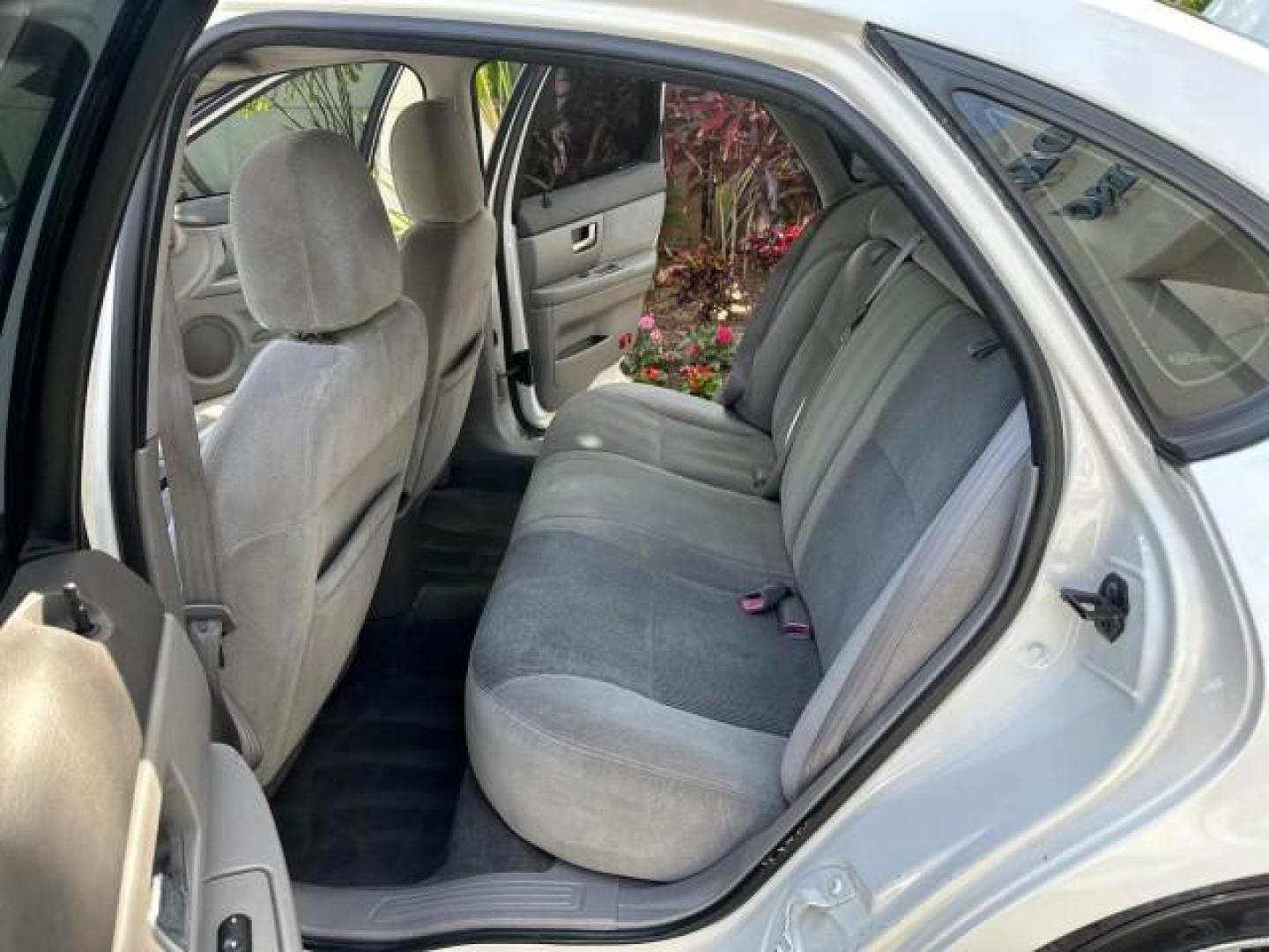 2000 Vibrant White /Medium Graphite Ford Taurus SES LOW MILES 57,736 (1FAFP55S2YA) with an 3.0L V6 Cylinder Engine engine, Automatic transmission, located at 4701 North Dixie Hwy, Pompano Beach, FL, 33064, (954) 422-2889, 26.240938, -80.123474 - OUR WEBPAGE FLORIDACARS1.COM HAS OVER 100 PHOTOS AND FREE CARFAX LINK 2000 FORD TAURUS SES VIN: 1FAFP55S2YA254222 SEDAN 4 DR 3.0L V6 F DOHC 24V GASOLINE FRONT WHEEL DRIVE Cloth Seats ABS Brakes Automatic Transmission Power Locks Power Windows AM/FM Stereo Cassette Player Power Mirrors Rear Defroster - Photo#14