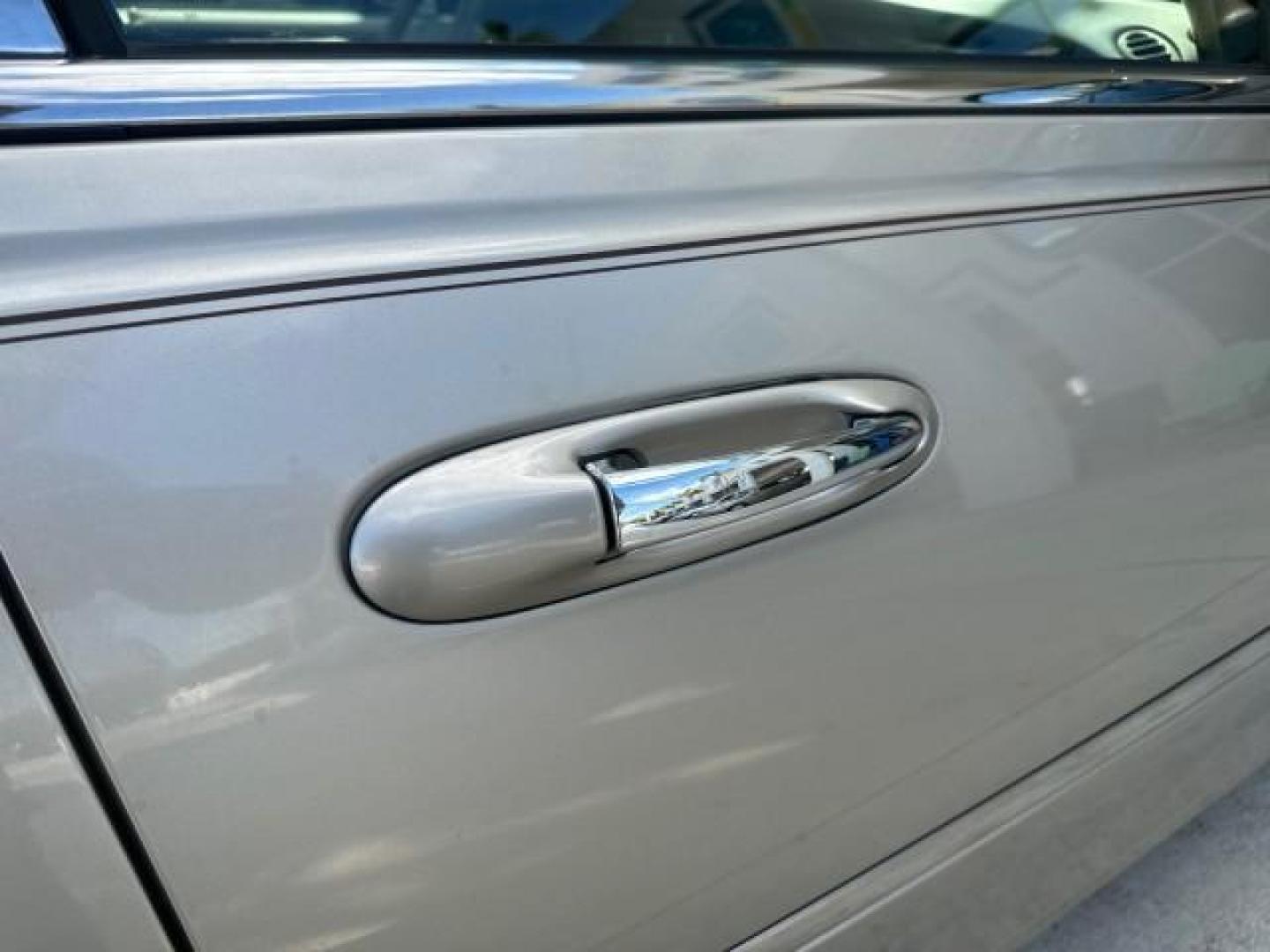 2009 Silver Birch Metallic /Light Camel Lincoln Town Car Signature Limited FL LOW MILES 72,537 (2LNHM82V49X) with an 4.6L SOHC EFI V8 FFV Engine engine, Automatic transmission, located at 4701 North Dixie Hwy, Pompano Beach, FL, 33064, (954) 422-2889, 26.240938, -80.123474 - 2009 LINCOLN TOWN CAR SIGNATURE LIMITED VIN: 2LNHM82V49X619368 SEDAN 4 DR 4.6L V8 F SOHC 16V FLEX FUEL REAR WHEEL DRIVE Highlighted Features Alloy Wheels Memory Seat(s) Audiophile Sound System Parking Sensors Front Seat Heaters Power Hatch/Deck Lid Leather Seats Presenting one of the finest Lincoln - Photo#65