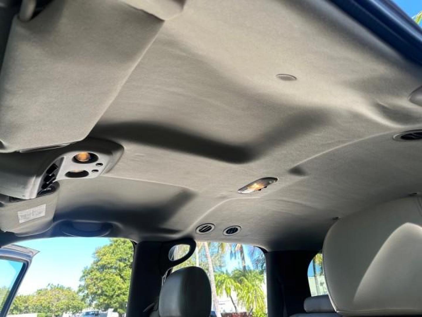 2005 Silver Birch Metallic /Neutral/Shale GMC Yukon XL SLT 4x4 FL TITLE 3RD ROW (1GKFK16Z75R) with an 5.3L Vortec 5300 V8 SFI Flex-Fuel Engine engine, Automatic transmission, located at 4701 North Dixie Hwy, Pompano Beach, FL, 33064, (954) 422-2889, 26.240938, -80.123474 - 2005 GMC YUKON XL 1500 SLE OUR WEBPAGE FLORIDACARS1.COM HAS OVER 100 PHOTOS AND FREE CARFAX LINK VIN: 1GKFK16Z75R143647 4 DOOR WAGON/SPORT UTILITY 5.3L V8 F FLEX FUEL REAR WHEEL DRIVE W/ 4X4 Highlighted Features Alloy Wheels Rear Air Conditioning BOSE Sound System Running Boards Leather Seats Flex F - Photo#18