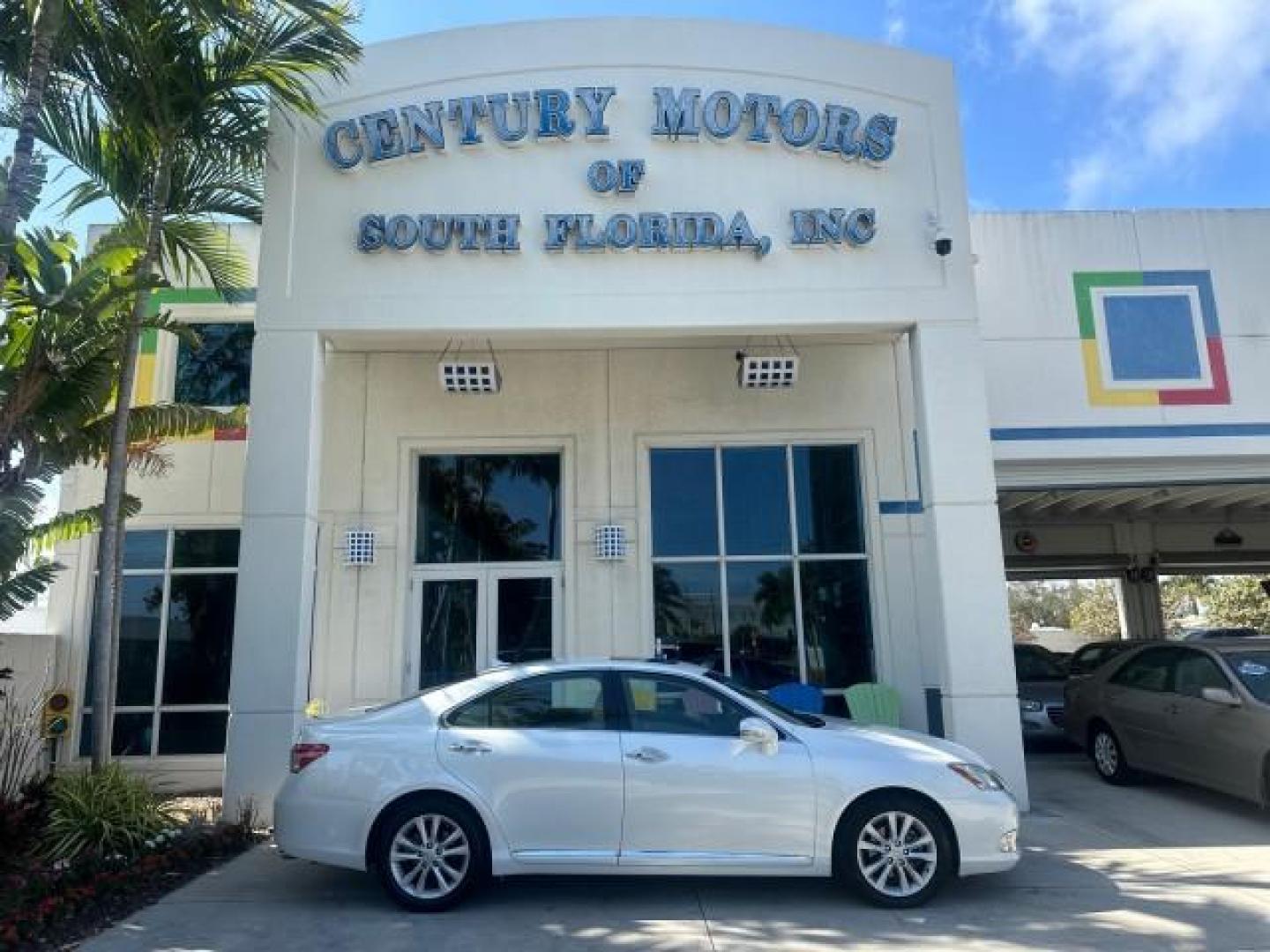 2011 Starfire Pearl /Parchment Lexus ES 350 LOW MILES 37,364 (JTHBK1EG0B2) with an 3.5L DOHC SFI 24-Valve V6 Engine engine, Automatic transmission, located at 4701 North Dixie Hwy, Pompano Beach, FL, 33064, (954) 422-2889, 26.240938, -80.123474 - 2011 LEXUS ES 350 VIN: JTHBK1EG0B2449165 SEDAN 4 DR 3.5L V6 F DOHC 24V GASOLINE FRONT WHEEL DRIVE Highlighted Features Alloy Wheels Rear Sunshade Bluetooth Technology Satellite Radio Ready Leather Seats Sunroof(s) Memory Seat(s) Presenting one of the finest Lexus ES350's weve ever listed! This incre - Photo#0