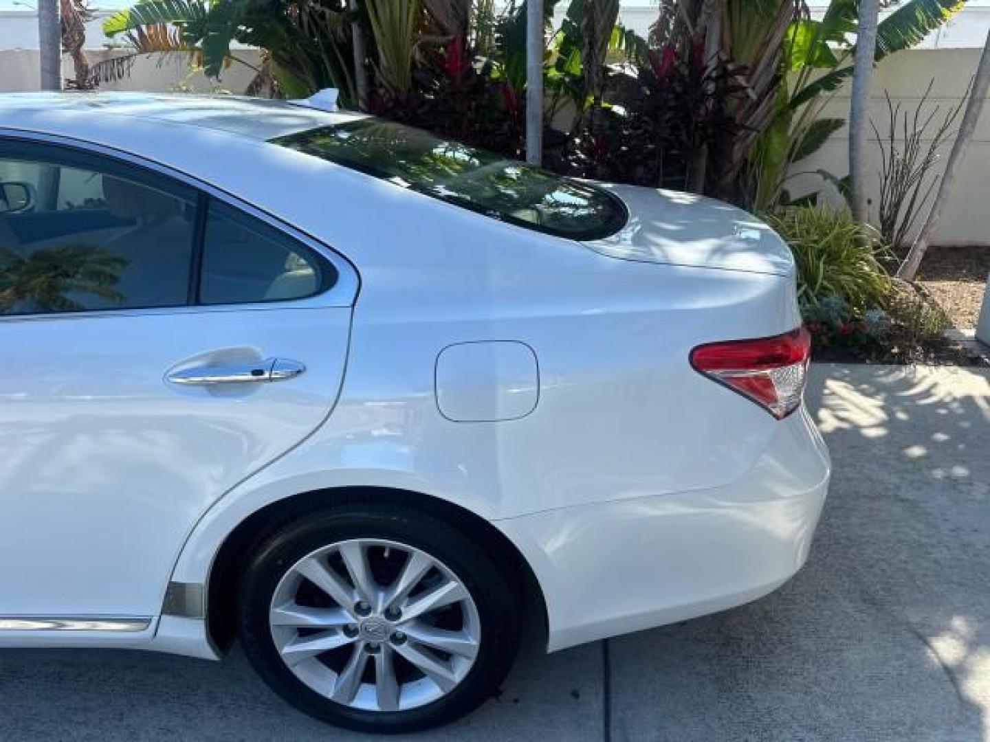 2011 Starfire Pearl /Parchment Lexus ES 350 LOW MILES 37,364 (JTHBK1EG0B2) with an 3.5L DOHC SFI 24-Valve V6 Engine engine, Automatic transmission, located at 4701 North Dixie Hwy, Pompano Beach, FL, 33064, (954) 422-2889, 26.240938, -80.123474 - 2011 LEXUS ES 350 VIN: JTHBK1EG0B2449165 SEDAN 4 DR 3.5L V6 F DOHC 24V GASOLINE FRONT WHEEL DRIVE Highlighted Features Alloy Wheels Rear Sunshade Bluetooth Technology Satellite Radio Ready Leather Seats Sunroof(s) Memory Seat(s) Presenting one of the finest Lexus ES350's weve ever listed! This incre - Photo#37