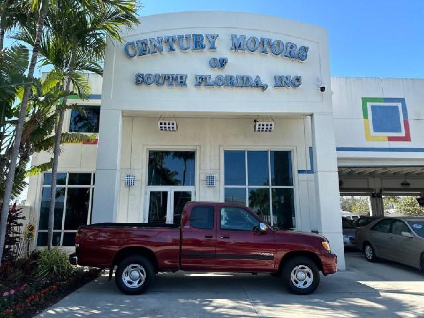 2003 Salsa Red Pearl /Gray Toyota Tundra SR5 1 OWNER FL TITLE 31 SERVICES (5TBRT34163S) with an 4.7L DOHC EFI 32-Valve V8 i-Force Engine engine, Automatic transmission, located at 4701 North Dixie Hwy, Pompano Beach, FL, 33064, (954) 422-2889, 26.240938, -80.123474 - 2003 TOYOTA TUNDRA SR5 VIN: 5TBRT34163S368762 4 DOOR EXTENDED CAB PICKUP 4.7L V8 F DOHC 32V GASOLINE REAR WHEEL DRIVE Highlighted Features Bed Liner Cloth Seats ABS Brakes Automatic Transmission Power Locks AM/FM Stereo CD Audio Power Mirrors Air Conditioning Cassette Player Power Windows Presenting - Photo#0