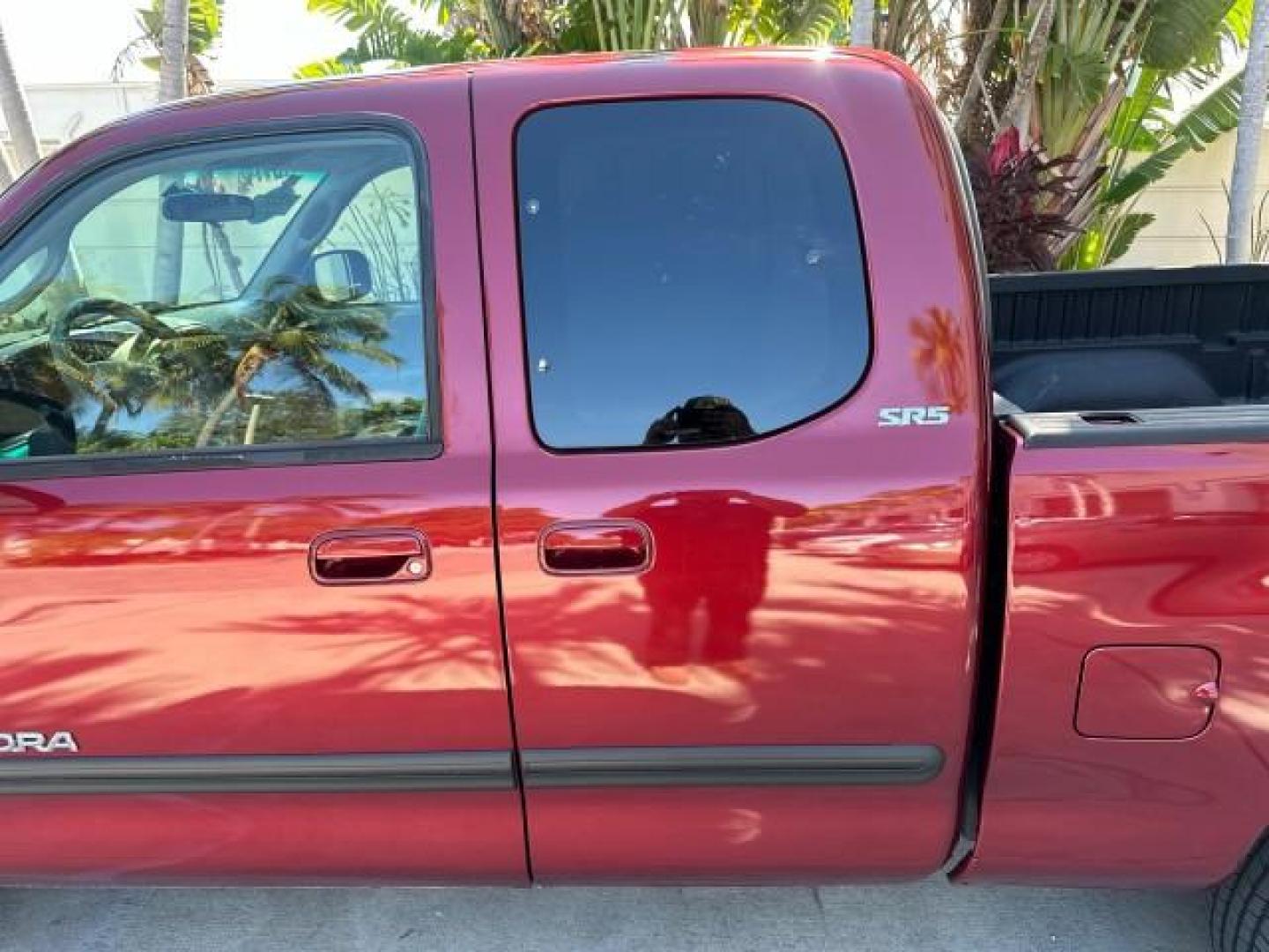 2003 Salsa Red Pearl /Gray Toyota Tundra SR5 1 OWNER FL TITLE 31 SERVICES (5TBRT34163S) with an 4.7L DOHC EFI 32-Valve V8 i-Force Engine engine, Automatic transmission, located at 4701 North Dixie Hwy, Pompano Beach, FL, 33064, (954) 422-2889, 26.240938, -80.123474 - 2003 TOYOTA TUNDRA SR5 VIN: 5TBRT34163S368762 4 DOOR EXTENDED CAB PICKUP 4.7L V8 F DOHC 32V GASOLINE REAR WHEEL DRIVE Highlighted Features Bed Liner Cloth Seats ABS Brakes Automatic Transmission Power Locks AM/FM Stereo CD Audio Power Mirrors Air Conditioning Cassette Player Power Windows Presenting - Photo#25