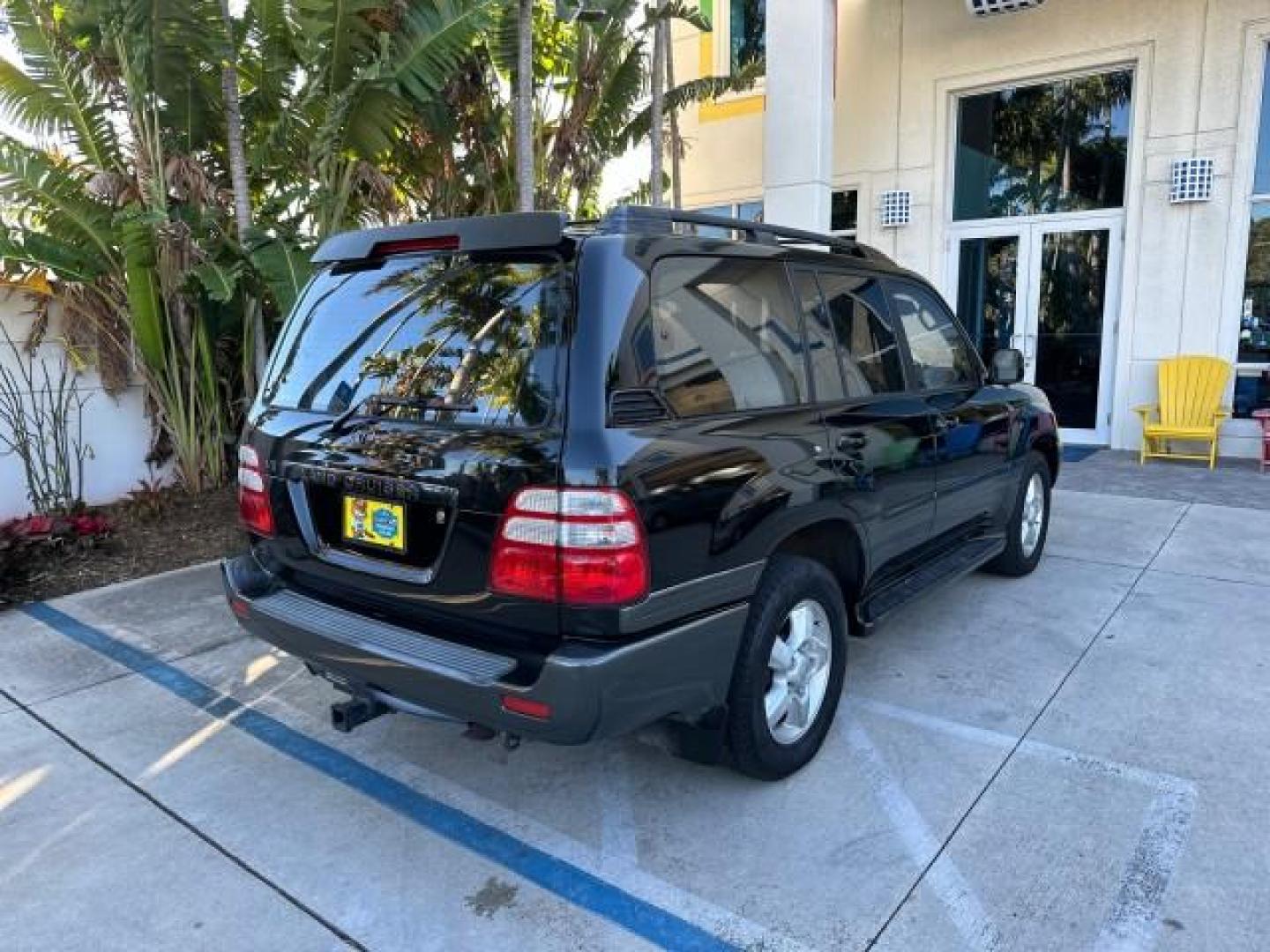 2003 Black Garnet Pearl /Stone Toyota Land Cruiser 4X4 18 SERVICE RECORDS NEW TIMING (JTEHT05JX32) with an 4.7L DOHC EFI 32-Valve V8 Engine engine, Automatic transmission, located at 4701 North Dixie Hwy, Pompano Beach, FL, 33064, (954) 422-2889, 26.240938, -80.123474 - OUR WEBPAGE FLORIDACARS1.COM HAS OVER 100 PHOTOS AND FREE CARFAX LINK 2003 TOYOTA LAND CRUISER VIN: JTEHT05JX32048900 J T E H T 0 5 J X 3 2 0 4 8 9 0 0 4 DOOR WAGON/SPORT UTILITY 4.7L V8 F DOHC 32V GASOLINE ALL WHEEL DRIVE NEW TIMING 10/17/2019 124,356 Toyota of Deerfield Beach Deerfield Beach, Flor - Photo#7