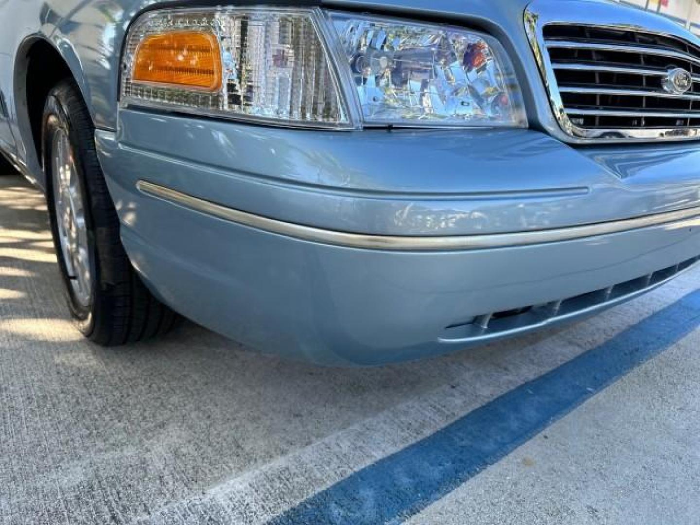 2003 Light Blue Metallic /Medium Parchment Ford Crown Victoria LX LOW MILES 31,713 (2FAFP74W53X) with an 4.6L SEFI OHC V8 Engine engine, Automatic transmission, located at 4701 North Dixie Hwy, Pompano Beach, FL, 33064, (954) 422-2889, 26.240938, -80.123474 - OUR WEBPAGE FLORIDACARS1.COM HAS OVER 100 PHOTOS AND FREE CARFAX LINK 2003 FORD CROWN VICTORIA LX VIN: 2FAFP74W53X100538 2 F A F P 7 4 W 5 3 X 1 0 0 5 3 8 SEDAN 4 DR 4.6L V8 F GASOLINE REAR WHEEL DRIVE Basic Features ABS Brakes CD Audio Power Mirrors Traction Control AM/FM Stereo Cassette Player Pow - Photo#24