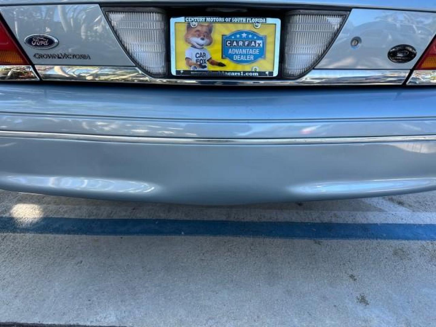 2003 Light Blue Metallic /Medium Parchment Ford Crown Victoria LX LOW MILES 31,713 (2FAFP74W53X) with an 4.6L SEFI OHC V8 Engine engine, Automatic transmission, located at 4701 North Dixie Hwy, Pompano Beach, FL, 33064, (954) 422-2889, 26.240938, -80.123474 - OUR WEBPAGE FLORIDACARS1.COM HAS OVER 100 PHOTOS AND FREE CARFAX LINK 2003 FORD CROWN VICTORIA LX VIN: 2FAFP74W53X100538 2 F A F P 7 4 W 5 3 X 1 0 0 5 3 8 SEDAN 4 DR 4.6L V8 F GASOLINE REAR WHEEL DRIVE Basic Features ABS Brakes CD Audio Power Mirrors Traction Control AM/FM Stereo Cassette Player Pow - Photo#47
