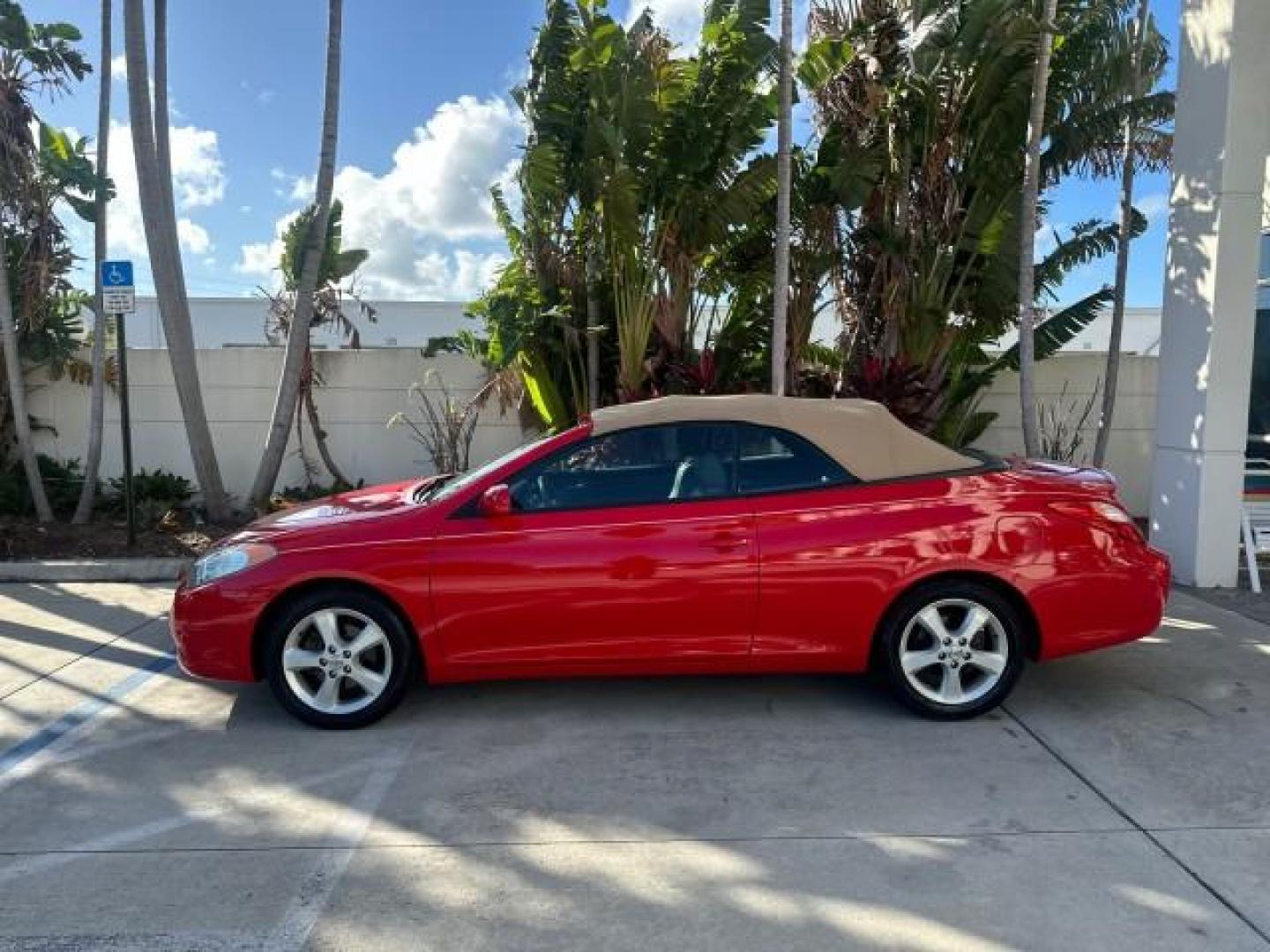 2004 Absolutely Red /Dark Stone Toyota Camry Solara 1 FL SLE LOW MILES 17,713 (4T1FA38P74U) with an 3.3L DOHC SMPI VVT-i 24-Valve V6 Engine engine, Automatic transmission, located at 4701 North Dixie Hwy, Pompano Beach, FL, 33064, (954) 422-2889, 26.240938, -80.123474 - OUR WEBPAGE FLORIDACARS1.COM HAS OVER 100 PHOTOS AND FREE CARFAX LINK 2004 TOYOTA CAMRY SOLARA SLE V6 VIN: 4T1FA38P74U024669 4 T 1 F A 3 8 P 7 4 U 0 2 4 6 6 9 CONVERTIBLE 3.3L V6 F DOHC 24V 29 MPG GASOLINE FRONT WHEEL DRIVE Top Features Alloy Wheels Leather Seats Front Seat Heaters Satellite Radio R - Photo#4
