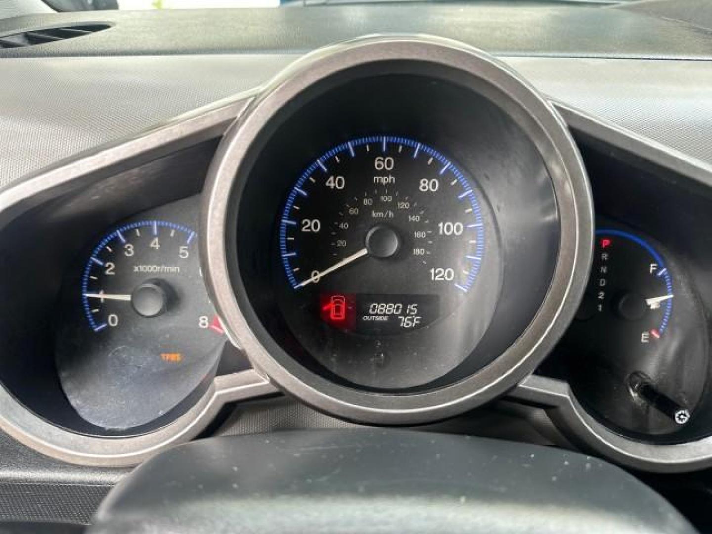 2010 Tango Red Pearl /Gray Honda Element EX LOW MILES FL TITLE (5J6YH1H71AL) with an 2.4L DOHC MPFI 16-Valve i-VTEC I4 Engine engine, Automatic transmission, located at 4701 North Dixie Hwy, Pompano Beach, FL, 33064, (954) 422-2889, 26.240938, -80.123474 - OUR WEBPAGE FLORIDACARS1.COM HAS OVER 100 PHOTOS AND FREE CARFAX LINK 2010 HONDA ELEMENT EX VIN: 5J6YH1H71AL003602 4 DOOR WAGON/SPORT UTILITY 2.4L I4 F DOHC 16V GASOLINE FRONT WHEEL DRIVE Basic Features ABS Brakes Auxiliary Audio Input Power Locks Side Airbags AM/FM Stereo CD Audio Power Mirrors Tra - Photo#20