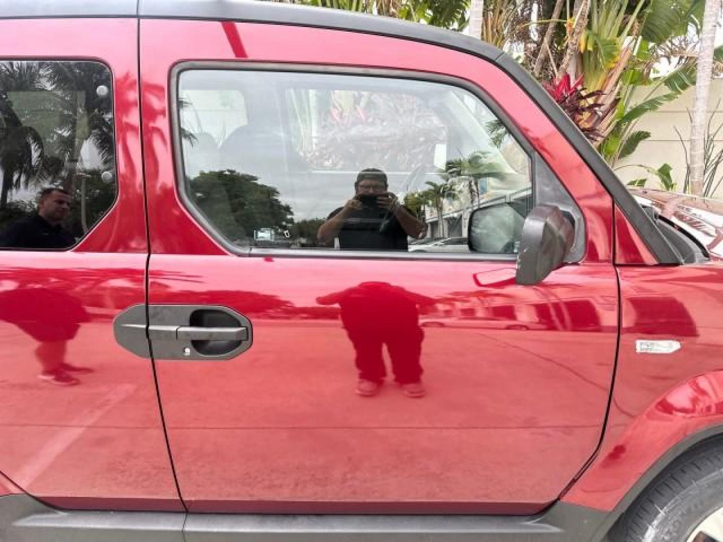 2010 Tango Red Pearl /Gray Honda Element EX LOW MILES FL TITLE (5J6YH1H71AL) with an 2.4L DOHC MPFI 16-Valve i-VTEC I4 Engine engine, Automatic transmission, located at 4701 North Dixie Hwy, Pompano Beach, FL, 33064, (954) 422-2889, 26.240938, -80.123474 - OUR WEBPAGE FLORIDACARS1.COM HAS OVER 100 PHOTOS AND FREE CARFAX LINK 2010 HONDA ELEMENT EX VIN: 5J6YH1H71AL003602 4 DOOR WAGON/SPORT UTILITY 2.4L I4 F DOHC 16V GASOLINE FRONT WHEEL DRIVE Basic Features ABS Brakes Auxiliary Audio Input Power Locks Side Airbags AM/FM Stereo CD Audio Power Mirrors Tra - Photo#43
