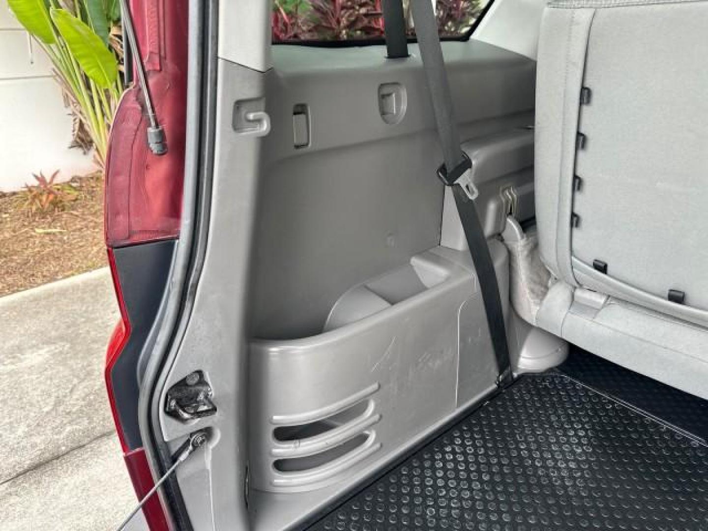 2010 Tango Red Pearl /Gray Honda Element EX LOW MILES FL TITLE (5J6YH1H71AL) with an 2.4L DOHC MPFI 16-Valve i-VTEC I4 Engine engine, Automatic transmission, located at 4701 North Dixie Hwy, Pompano Beach, FL, 33064, (954) 422-2889, 26.240938, -80.123474 - OUR WEBPAGE FLORIDACARS1.COM HAS OVER 100 PHOTOS AND FREE CARFAX LINK 2010 HONDA ELEMENT EX VIN: 5J6YH1H71AL003602 4 DOOR WAGON/SPORT UTILITY 2.4L I4 F DOHC 16V GASOLINE FRONT WHEEL DRIVE Basic Features ABS Brakes Auxiliary Audio Input Power Locks Side Airbags AM/FM Stereo CD Audio Power Mirrors Tra - Photo#58