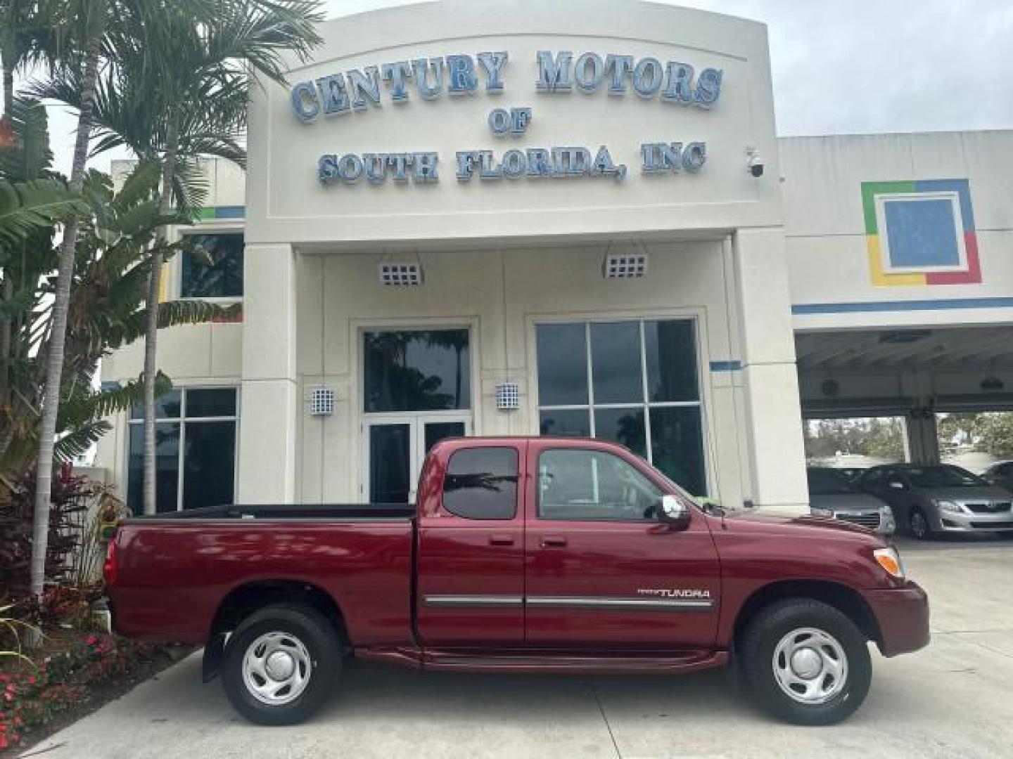 2006 Salsa Red Pearl /Light Charcoal Toyota Tundra SR5 1 OWNER LOW MILES 64,232 (5TBRU34146S) with an 4.0L DOHC SEFI 24-Valve V6 Engine engine, Automatic transmission, located at 4701 North Dixie Hwy, Pompano Beach, FL, 33064, (954) 422-2889, 26.240938, -80.123474 - OUR WEBPAGE FLORIDACARS1.COM HAS OVER 100 PHOTOS AND FREE CARFAX LINK 2006 TOYOTA TUNDRA SR5 VIN: 5TBRU34146S465329 5 T B R U 3 4 1 4 6 S 4 6 5 3 2 9 4 DOOR EXTENDED CAB PICKUP 4.0L V6 F DOHC 24V GASOLINE REAR WHEEL DRIVE Top Features Bed Liner Cloth Seats Running Boards Basic Features ABS Brakes Au - Photo#0