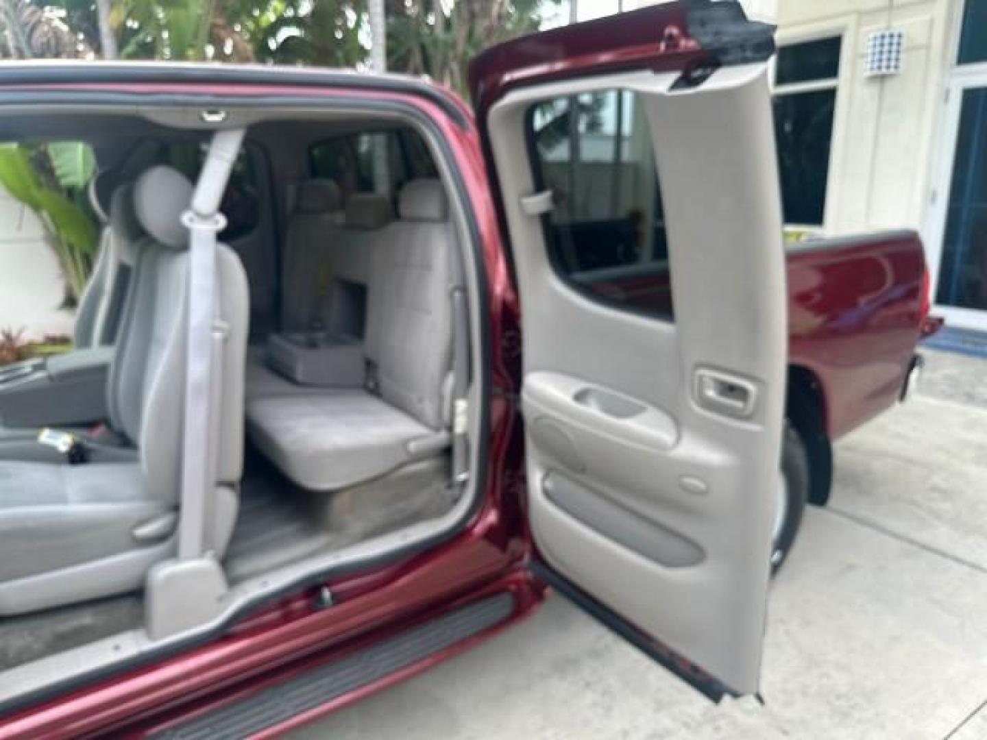 2006 Salsa Red Pearl /Light Charcoal Toyota Tundra SR5 1 OWNER LOW MILES 64,232 (5TBRU34146S) with an 4.0L DOHC SEFI 24-Valve V6 Engine engine, Automatic transmission, located at 4701 North Dixie Hwy, Pompano Beach, FL, 33064, (954) 422-2889, 26.240938, -80.123474 - OUR WEBPAGE FLORIDACARS1.COM HAS OVER 100 PHOTOS AND FREE CARFAX LINK 2006 TOYOTA TUNDRA SR5 VIN: 5TBRU34146S465329 5 T B R U 3 4 1 4 6 S 4 6 5 3 2 9 4 DOOR EXTENDED CAB PICKUP 4.0L V6 F DOHC 24V GASOLINE REAR WHEEL DRIVE Top Features Bed Liner Cloth Seats Running Boards Basic Features ABS Brakes Au - Photo#20