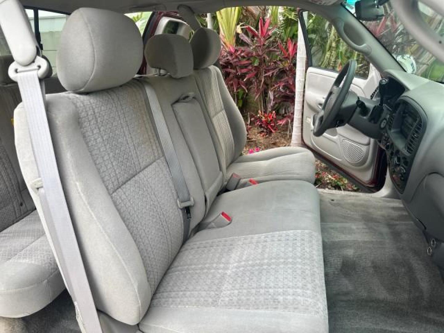 2006 Salsa Red Pearl /Light Charcoal Toyota Tundra SR5 1 OWNER LOW MILES 64,232 (5TBRU34146S) with an 4.0L DOHC SEFI 24-Valve V6 Engine engine, Automatic transmission, located at 4701 North Dixie Hwy, Pompano Beach, FL, 33064, (954) 422-2889, 26.240938, -80.123474 - OUR WEBPAGE FLORIDACARS1.COM HAS OVER 100 PHOTOS AND FREE CARFAX LINK 2006 TOYOTA TUNDRA SR5 VIN: 5TBRU34146S465329 5 T B R U 3 4 1 4 6 S 4 6 5 3 2 9 4 DOOR EXTENDED CAB PICKUP 4.0L V6 F DOHC 24V GASOLINE REAR WHEEL DRIVE Top Features Bed Liner Cloth Seats Running Boards Basic Features ABS Brakes Au - Photo#58