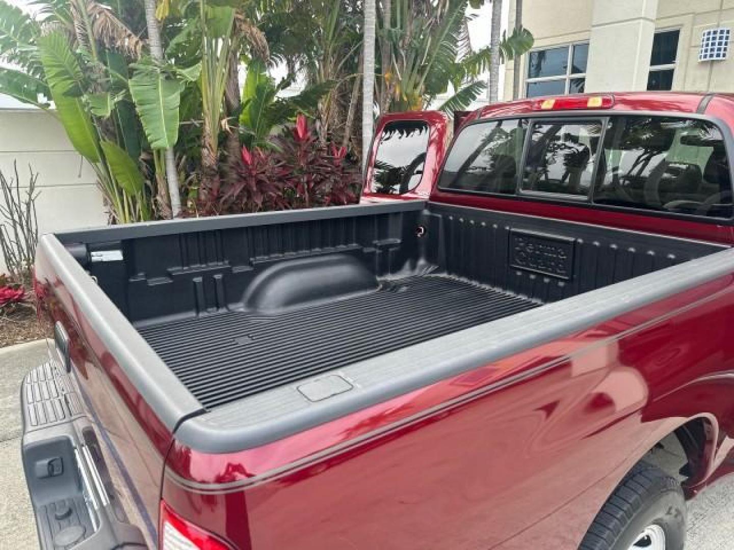 2006 Salsa Red Pearl /Light Charcoal Toyota Tundra SR5 1 OWNER LOW MILES 64,232 (5TBRU34146S) with an 4.0L DOHC SEFI 24-Valve V6 Engine engine, Automatic transmission, located at 4701 North Dixie Hwy, Pompano Beach, FL, 33064, (954) 422-2889, 26.240938, -80.123474 - OUR WEBPAGE FLORIDACARS1.COM HAS OVER 100 PHOTOS AND FREE CARFAX LINK 2006 TOYOTA TUNDRA SR5 VIN: 5TBRU34146S465329 5 T B R U 3 4 1 4 6 S 4 6 5 3 2 9 4 DOOR EXTENDED CAB PICKUP 4.0L V6 F DOHC 24V GASOLINE REAR WHEEL DRIVE Top Features Bed Liner Cloth Seats Running Boards Basic Features ABS Brakes Au - Photo#75