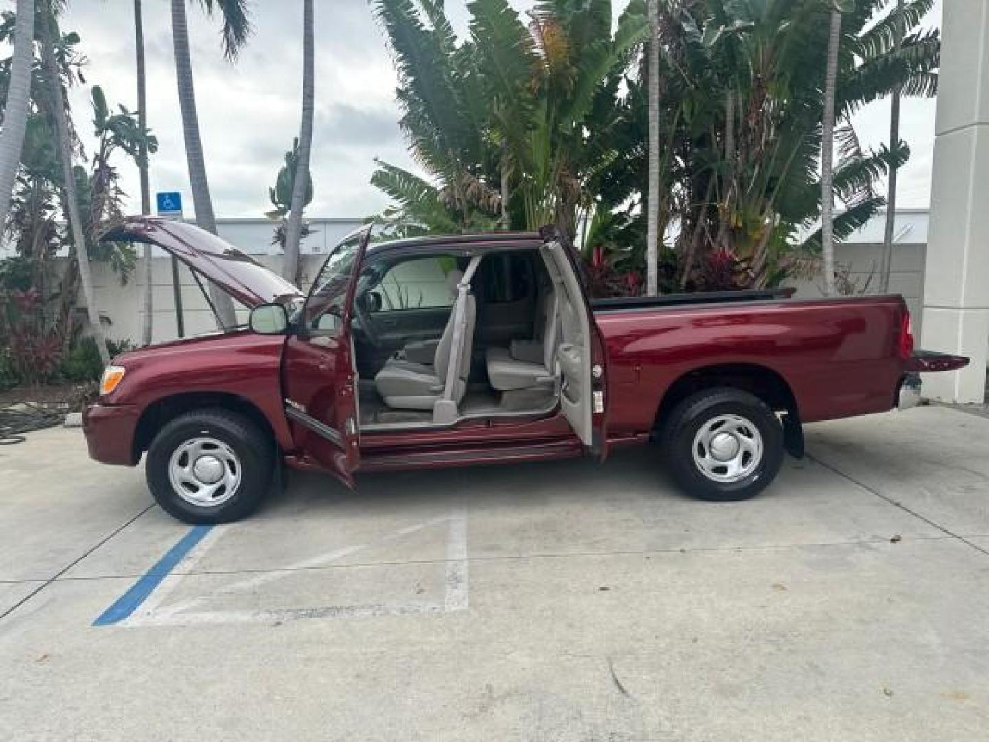 2006 Salsa Red Pearl /Light Charcoal Toyota Tundra SR5 1 OWNER LOW MILES 64,232 (5TBRU34146S) with an 4.0L DOHC SEFI 24-Valve V6 Engine engine, Automatic transmission, located at 4701 North Dixie Hwy, Pompano Beach, FL, 33064, (954) 422-2889, 26.240938, -80.123474 - OUR WEBPAGE FLORIDACARS1.COM HAS OVER 100 PHOTOS AND FREE CARFAX LINK 2006 TOYOTA TUNDRA SR5 VIN: 5TBRU34146S465329 5 T B R U 3 4 1 4 6 S 4 6 5 3 2 9 4 DOOR EXTENDED CAB PICKUP 4.0L V6 F DOHC 24V GASOLINE REAR WHEEL DRIVE Top Features Bed Liner Cloth Seats Running Boards Basic Features ABS Brakes Au - Photo#7