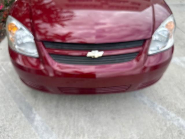 2008 Sport Red Tintcoat /Gray Chevrolet Cobalt LT LOW MILES 60,652 (1G1AL58F287) with an Ecotec 2.2L DOHC 16-Valve 4-Cyl SFI Engine engine, Automatic transmission, located at 4701 North Dixie Hwy, Pompano Beach, FL, 33064, (954) 422-2889, 26.240938, -80.123474 - OUR WEBPAGE FLORIDACARS1.COM HAS OVER 100 PHOTOS AND FREE CARFAX LINK 2008 CHEVROLET COBALT LT VIN: 1G1AL58F287179140 1 G 1 A L 5 8 F 2 8 7 1 7 9 1 4 0 SEDAN 4 DR 2.2L I4 F DOHC 16V GASOLINE 33 MPG GREAT COMMUTER CAR FRONT WHEEL DRIVE Top Features Alloy Wheels Cloth Seats Satellite Radio Ready Basic - Photo#24