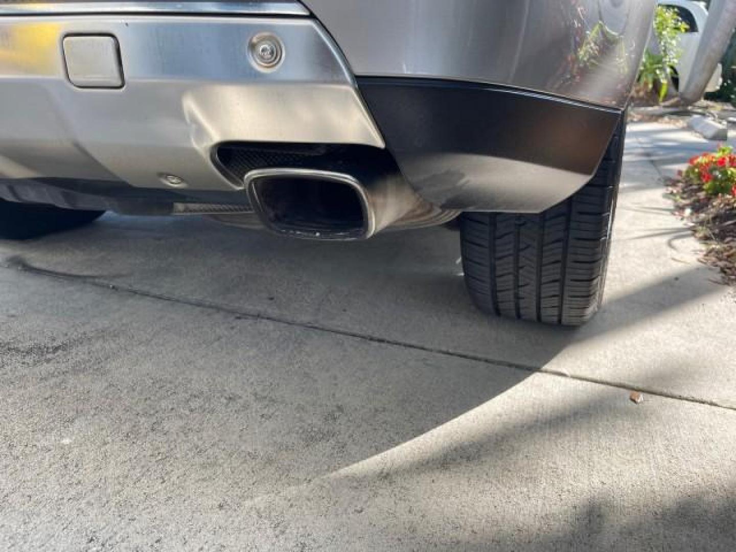 2006 Pewter Metallic /Black Mercedes-Benz M-Class 5.0L AWD CLEAN (4JGBB75E46A) with an 5.0L SMPI SOHC 24-Valve V8 Engine engine, Automatic transmission, located at 4701 North Dixie Hwy, Pompano Beach, FL, 33064, (954) 422-2889, 26.240938, -80.123474 - OUR WEBPAGE FLORIDACARS1.COM HAS OVER 100 PHOTOS AND FREE CARFAX LINK 2006 MERCEDES-BENZ M-CLASS ML 500 VIN: 4JGBB75E46A011498 4 J G B B 7 5 E 4 6 A 0 1 1 4 9 8 4 DOOR WAGON/SPORT UTILITY 5.0L V8 F SOHC 24V GASOLINE ALL WHEEL DRIVE NO RECALLS THIS IS A TRADE IN THE LADY TRAVELED HWY MILES,CLEAN 2 OW - Photo#93