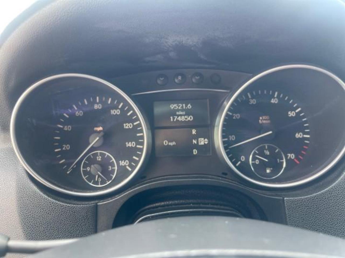 2006 Pewter Metallic /Black Mercedes-Benz M-Class 5.0L AWD CLEAN (4JGBB75E46A) with an 5.0L SMPI SOHC 24-Valve V8 Engine engine, Automatic transmission, located at 4701 North Dixie Hwy, Pompano Beach, FL, 33064, (954) 422-2889, 26.240938, -80.123474 - OUR WEBPAGE FLORIDACARS1.COM HAS OVER 100 PHOTOS AND FREE CARFAX LINK 2006 MERCEDES-BENZ M-CLASS ML 500 VIN: 4JGBB75E46A011498 4 J G B B 7 5 E 4 6 A 0 1 1 4 9 8 4 DOOR WAGON/SPORT UTILITY 5.0L V8 F SOHC 24V GASOLINE ALL WHEEL DRIVE NO RECALLS THIS IS A TRADE IN THE LADY TRAVELED HWY MILES,CLEAN 2 OW - Photo#18