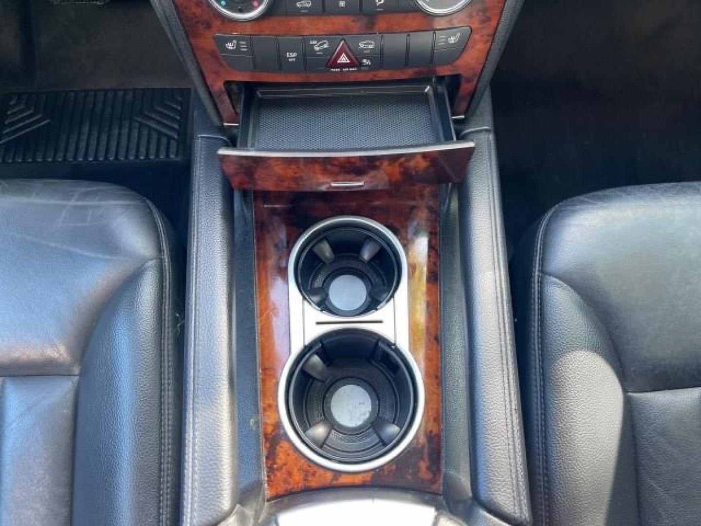 2006 Pewter Metallic /Black Mercedes-Benz M-Class 5.0L AWD CLEAN (4JGBB75E46A) with an 5.0L SMPI SOHC 24-Valve V8 Engine engine, Automatic transmission, located at 4701 North Dixie Hwy, Pompano Beach, FL, 33064, (954) 422-2889, 26.240938, -80.123474 - OUR WEBPAGE FLORIDACARS1.COM HAS OVER 100 PHOTOS AND FREE CARFAX LINK 2006 MERCEDES-BENZ M-CLASS ML 500 VIN: 4JGBB75E46A011498 4 J G B B 7 5 E 4 6 A 0 1 1 4 9 8 4 DOOR WAGON/SPORT UTILITY 5.0L V8 F SOHC 24V GASOLINE ALL WHEEL DRIVE NO RECALLS THIS IS A TRADE IN THE LADY TRAVELED HWY MILES,CLEAN 2 OW - Photo#97