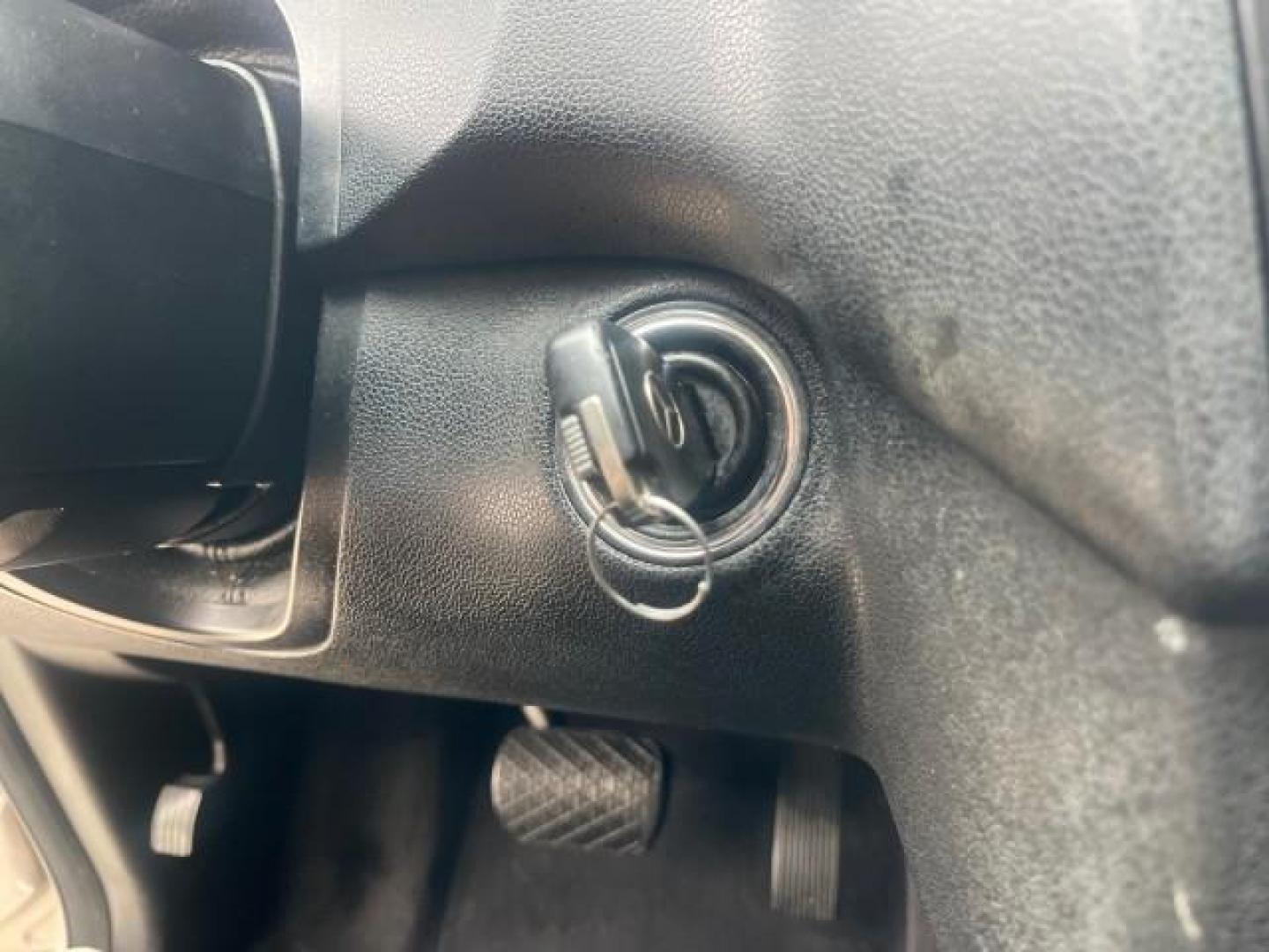 2006 Pewter Metallic /Black Mercedes-Benz M-Class 5.0L AWD CLEAN (4JGBB75E46A) with an 5.0L SMPI SOHC 24-Valve V8 Engine engine, Automatic transmission, located at 4701 North Dixie Hwy, Pompano Beach, FL, 33064, (954) 422-2889, 26.240938, -80.123474 - OUR WEBPAGE FLORIDACARS1.COM HAS OVER 100 PHOTOS AND FREE CARFAX LINK 2006 MERCEDES-BENZ M-CLASS ML 500 VIN: 4JGBB75E46A011498 4 J G B B 7 5 E 4 6 A 0 1 1 4 9 8 4 DOOR WAGON/SPORT UTILITY 5.0L V8 F SOHC 24V GASOLINE ALL WHEEL DRIVE NO RECALLS THIS IS A TRADE IN THE LADY TRAVELED HWY MILES,CLEAN 2 OW - Photo#39