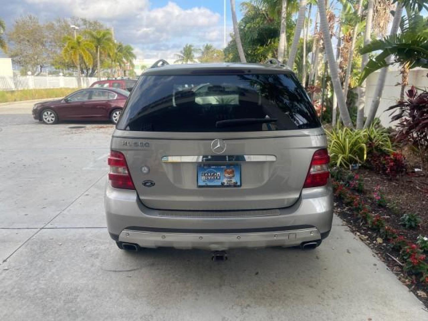 2006 Pewter Metallic /Black Mercedes-Benz M-Class 5.0L AWD CLEAN (4JGBB75E46A) with an 5.0L SMPI SOHC 24-Valve V8 Engine engine, Automatic transmission, located at 4701 North Dixie Hwy, Pompano Beach, FL, 33064, (954) 422-2889, 26.240938, -80.123474 - OUR WEBPAGE FLORIDACARS1.COM HAS OVER 100 PHOTOS AND FREE CARFAX LINK 2006 MERCEDES-BENZ M-CLASS ML 500 VIN: 4JGBB75E46A011498 4 J G B B 7 5 E 4 6 A 0 1 1 4 9 8 4 DOOR WAGON/SPORT UTILITY 5.0L V8 F SOHC 24V GASOLINE ALL WHEEL DRIVE NO RECALLS THIS IS A TRADE IN THE LADY TRAVELED HWY MILES,CLEAN 2 OW - Photo#6