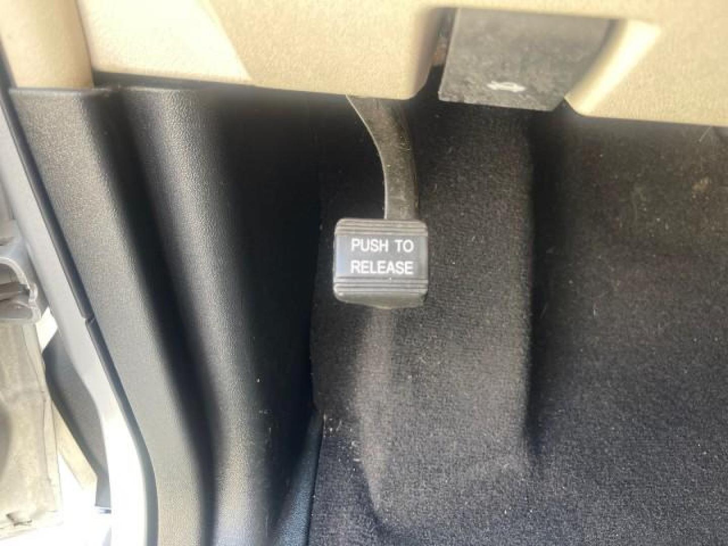 2012 Bright Silver Metallic /Black/Light Graystone Interior Chrysler Town and Country Touring (2C4RC1BG8CR) with an 3.6L V6 Cylinder Engine engine, Automatic transmission, located at 4701 North Dixie Hwy, Pompano Beach, FL, 33064, (954) 422-2889, 26.240938, -80.123474 - OUR WEBPAGE FLORIDACARS1.COM HAS OVER 100 PHOTOS AND FREE CARFAX LINK 2012 CHRYSLER TOWN AND COUNTRY TOURING VIN: 2C4RC1BG8CR188811 2 C 4 R C 1 B G 8 C R 1 8 8 8 1 1 VAN 3.6L V6 F DOHC 24V GASOLINE FRONT WHEEL DRIVE NO RECALLS THIS IS A TRADE IN THE LADY TRAVELED HWY MILES,THE OWNER JUST SPENT $1800 - Photo#31