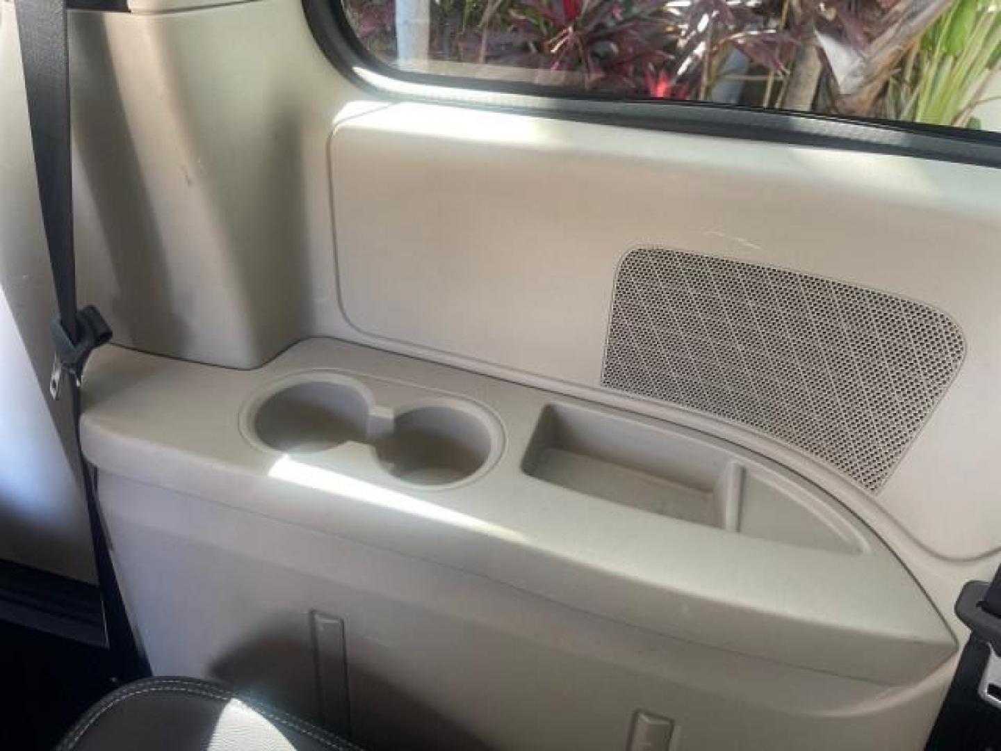 2012 Bright Silver Metallic /Black/Light Graystone Interior Chrysler Town and Country Touring (2C4RC1BG8CR) with an 3.6L V6 Cylinder Engine engine, Automatic transmission, located at 4701 North Dixie Hwy, Pompano Beach, FL, 33064, (954) 422-2889, 26.240938, -80.123474 - OUR WEBPAGE FLORIDACARS1.COM HAS OVER 100 PHOTOS AND FREE CARFAX LINK 2012 CHRYSLER TOWN AND COUNTRY TOURING VIN: 2C4RC1BG8CR188811 2 C 4 R C 1 B G 8 C R 1 8 8 8 1 1 VAN 3.6L V6 F DOHC 24V GASOLINE FRONT WHEEL DRIVE NO RECALLS THIS IS A TRADE IN THE LADY TRAVELED HWY MILES,THE OWNER JUST SPENT $1800 - Photo#55