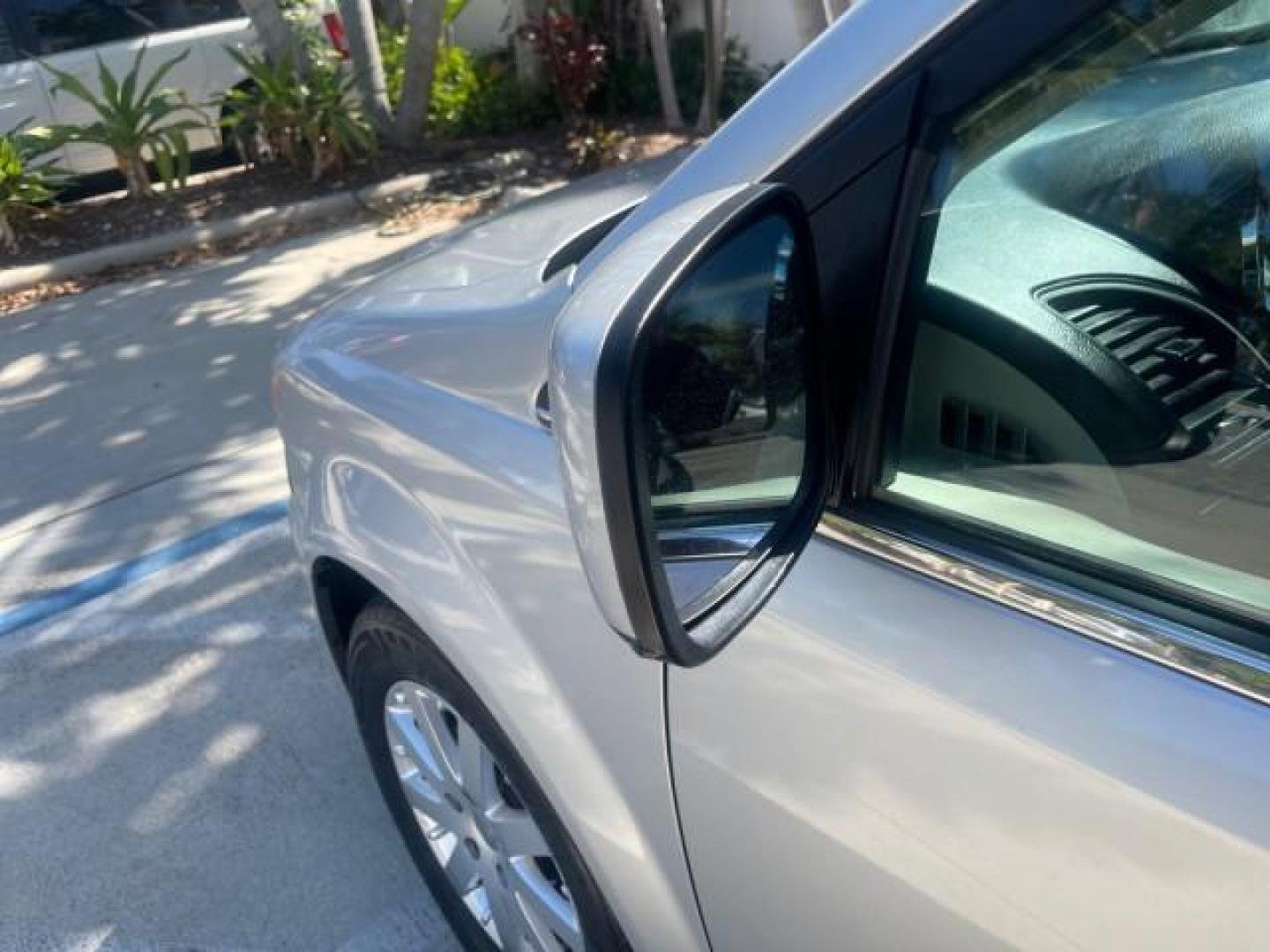 2012 Bright Silver Metallic /Black/Light Graystone Interior Chrysler Town and Country Touring (2C4RC1BG8CR) with an 3.6L V6 Cylinder Engine engine, Automatic transmission, located at 4701 North Dixie Hwy, Pompano Beach, FL, 33064, (954) 422-2889, 26.240938, -80.123474 - OUR WEBPAGE FLORIDACARS1.COM HAS OVER 100 PHOTOS AND FREE CARFAX LINK 2012 CHRYSLER TOWN AND COUNTRY TOURING VIN: 2C4RC1BG8CR188811 2 C 4 R C 1 B G 8 C R 1 8 8 8 1 1 VAN 3.6L V6 F DOHC 24V GASOLINE FRONT WHEEL DRIVE NO RECALLS THIS IS A TRADE IN THE LADY TRAVELED HWY MILES,THE OWNER JUST SPENT $1800 - Photo#62