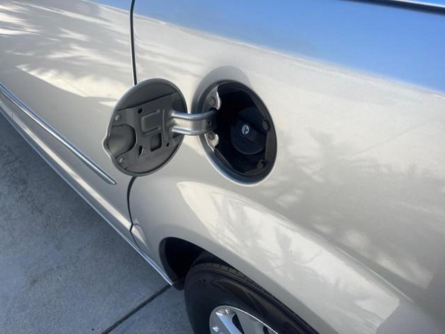 2012 Bright Silver Metallic /Black/Light Graystone Interior Chrysler Town and Country Touring (2C4RC1BG8CR) with an 3.6L V6 Cylinder Engine engine, Automatic transmission, located at 4701 North Dixie Hwy, Pompano Beach, FL, 33064, (954) 422-2889, 26.240938, -80.123474 - OUR WEBPAGE FLORIDACARS1.COM HAS OVER 100 PHOTOS AND FREE CARFAX LINK 2012 CHRYSLER TOWN AND COUNTRY TOURING VIN: 2C4RC1BG8CR188811 2 C 4 R C 1 B G 8 C R 1 8 8 8 1 1 VAN 3.6L V6 F DOHC 24V GASOLINE FRONT WHEEL DRIVE NO RECALLS THIS IS A TRADE IN THE LADY TRAVELED HWY MILES,THE OWNER JUST SPENT $1800 - Photo#64