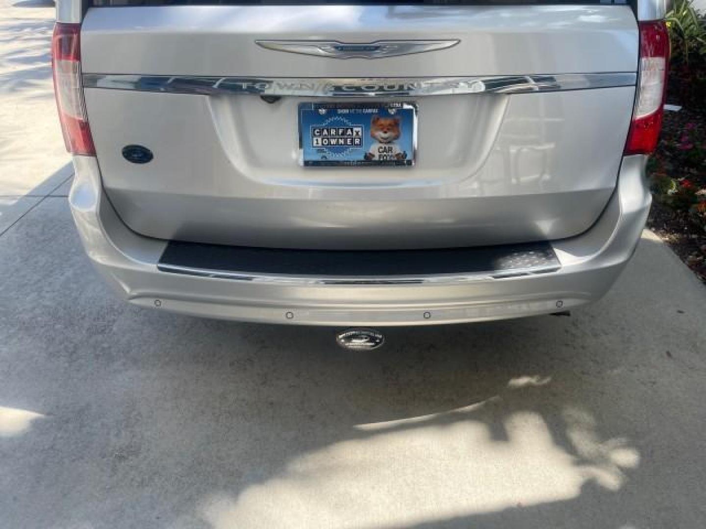 2012 Bright Silver Metallic /Black/Light Graystone Interior Chrysler Town and Country Touring (2C4RC1BG8CR) with an 3.6L V6 Cylinder Engine engine, Automatic transmission, located at 4701 North Dixie Hwy, Pompano Beach, FL, 33064, (954) 422-2889, 26.240938, -80.123474 - OUR WEBPAGE FLORIDACARS1.COM HAS OVER 100 PHOTOS AND FREE CARFAX LINK 2012 CHRYSLER TOWN AND COUNTRY TOURING VIN: 2C4RC1BG8CR188811 2 C 4 R C 1 B G 8 C R 1 8 8 8 1 1 VAN 3.6L V6 F DOHC 24V GASOLINE FRONT WHEEL DRIVE NO RECALLS THIS IS A TRADE IN THE LADY TRAVELED HWY MILES,THE OWNER JUST SPENT $1800 - Photo#68