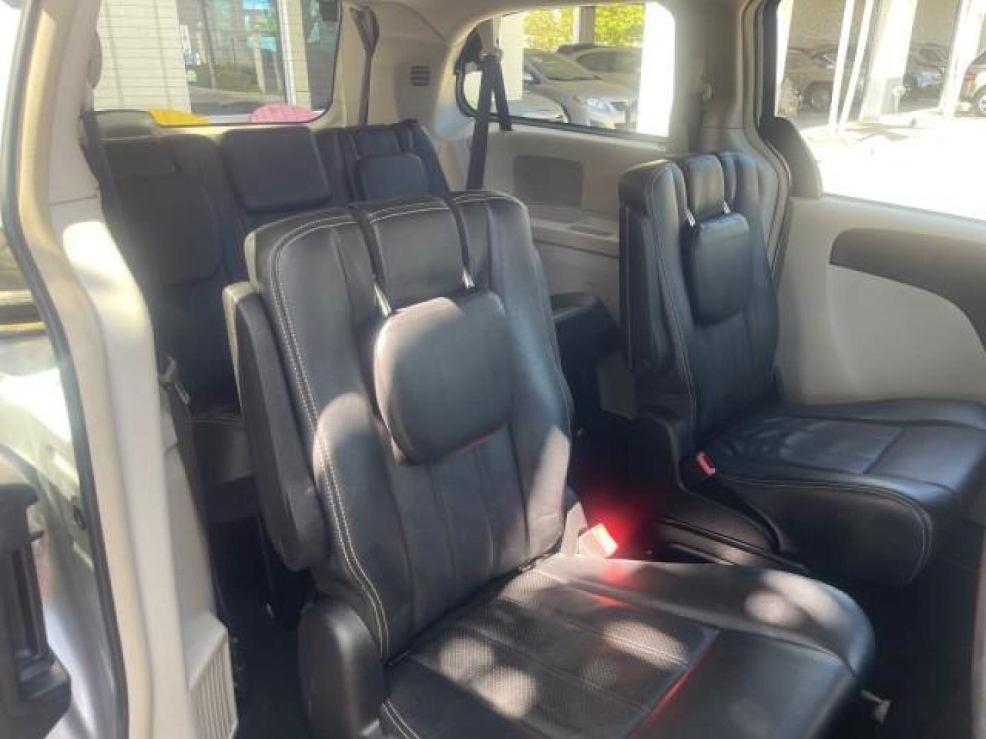 2012 Bright Silver Metallic /Black/Light Graystone Interior Chrysler Town and Country Touring (2C4RC1BG8CR) with an 3.6L V6 Cylinder Engine engine, Automatic transmission, located at 4701 North Dixie Hwy, Pompano Beach, FL, 33064, (954) 422-2889, 26.240938, -80.123474 - OUR WEBPAGE FLORIDACARS1.COM HAS OVER 100 PHOTOS AND FREE CARFAX LINK 2012 CHRYSLER TOWN AND COUNTRY TOURING VIN: 2C4RC1BG8CR188811 2 C 4 R C 1 B G 8 C R 1 8 8 8 1 1 VAN 3.6L V6 F DOHC 24V GASOLINE FRONT WHEEL DRIVE NO RECALLS THIS IS A TRADE IN THE LADY TRAVELED HWY MILES,THE OWNER JUST SPENT $1800 - Photo#77
