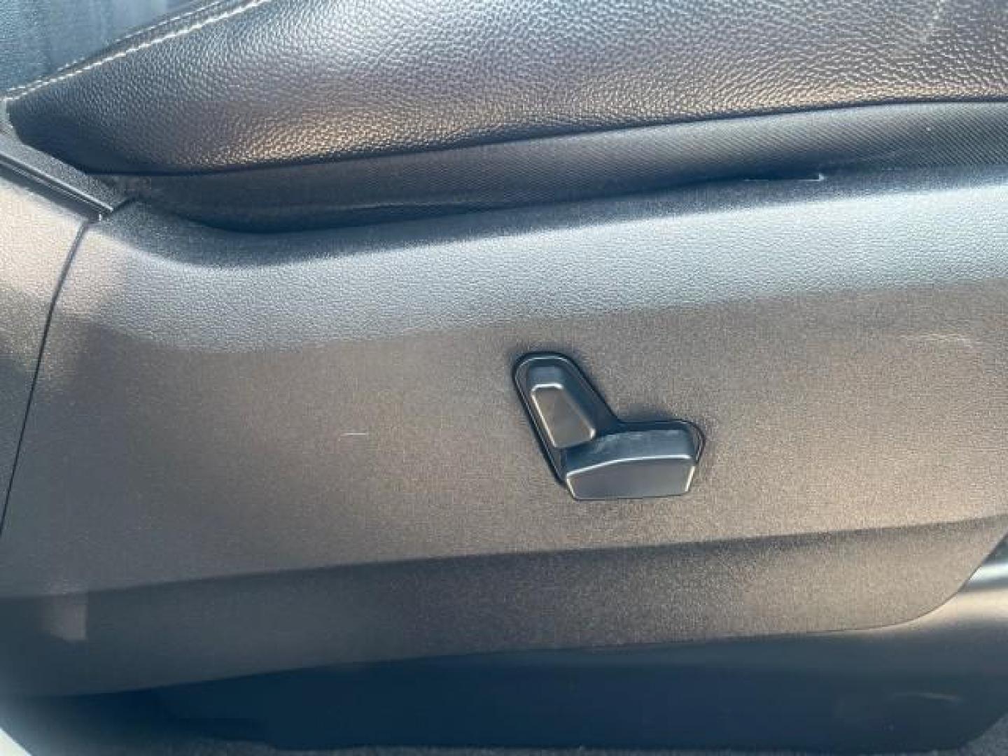2012 Bright Silver Metallic /Black/Light Graystone Interior Chrysler Town and Country Touring (2C4RC1BG8CR) with an 3.6L V6 Cylinder Engine engine, Automatic transmission, located at 4701 North Dixie Hwy, Pompano Beach, FL, 33064, (954) 422-2889, 26.240938, -80.123474 - OUR WEBPAGE FLORIDACARS1.COM HAS OVER 100 PHOTOS AND FREE CARFAX LINK 2012 CHRYSLER TOWN AND COUNTRY TOURING VIN: 2C4RC1BG8CR188811 2 C 4 R C 1 B G 8 C R 1 8 8 8 1 1 VAN 3.6L V6 F DOHC 24V GASOLINE FRONT WHEEL DRIVE NO RECALLS THIS IS A TRADE IN THE LADY TRAVELED HWY MILES,THE OWNER JUST SPENT $1800 - Photo#84