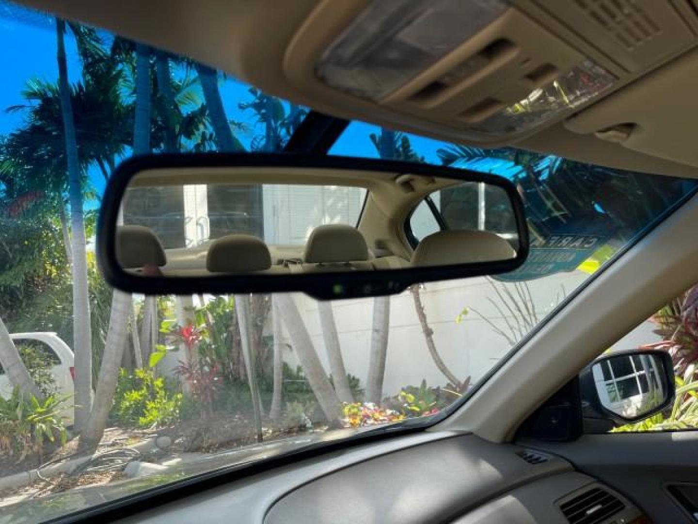 2009 Bold Beige Metallic /Ivory Honda Accord Sdn EX-L LOW MILES 31,501 (1HGCP26819A) with an 2.4L DOHC MPFI 16-Valve i-VTEC I4 Engine engine, Automatic transmission, located at 4701 North Dixie Hwy, Pompano Beach, FL, 33064, (954) 422-2889, 26.240938, -80.123474 - OUR WEBPAGE FLORIDACARS1.COM HAS OVER 100 PHOTOS AND FREE CARFAX LINK 2009 HONDA ACCORD EX-L VIN: 1HGCP26819A145607 1 H G C P 2 6 8 1 9 A 1 4 5 6 0 7 SEDAN 4 DR 2.4L I4 F DOHC 16V 31 MPG GASOLINE FRONT WHEEL DRIVE Top Features Alloy Wheels Satellite Radio Ready Front Seat Heaters Sunroof(s) Leather - Photo#43