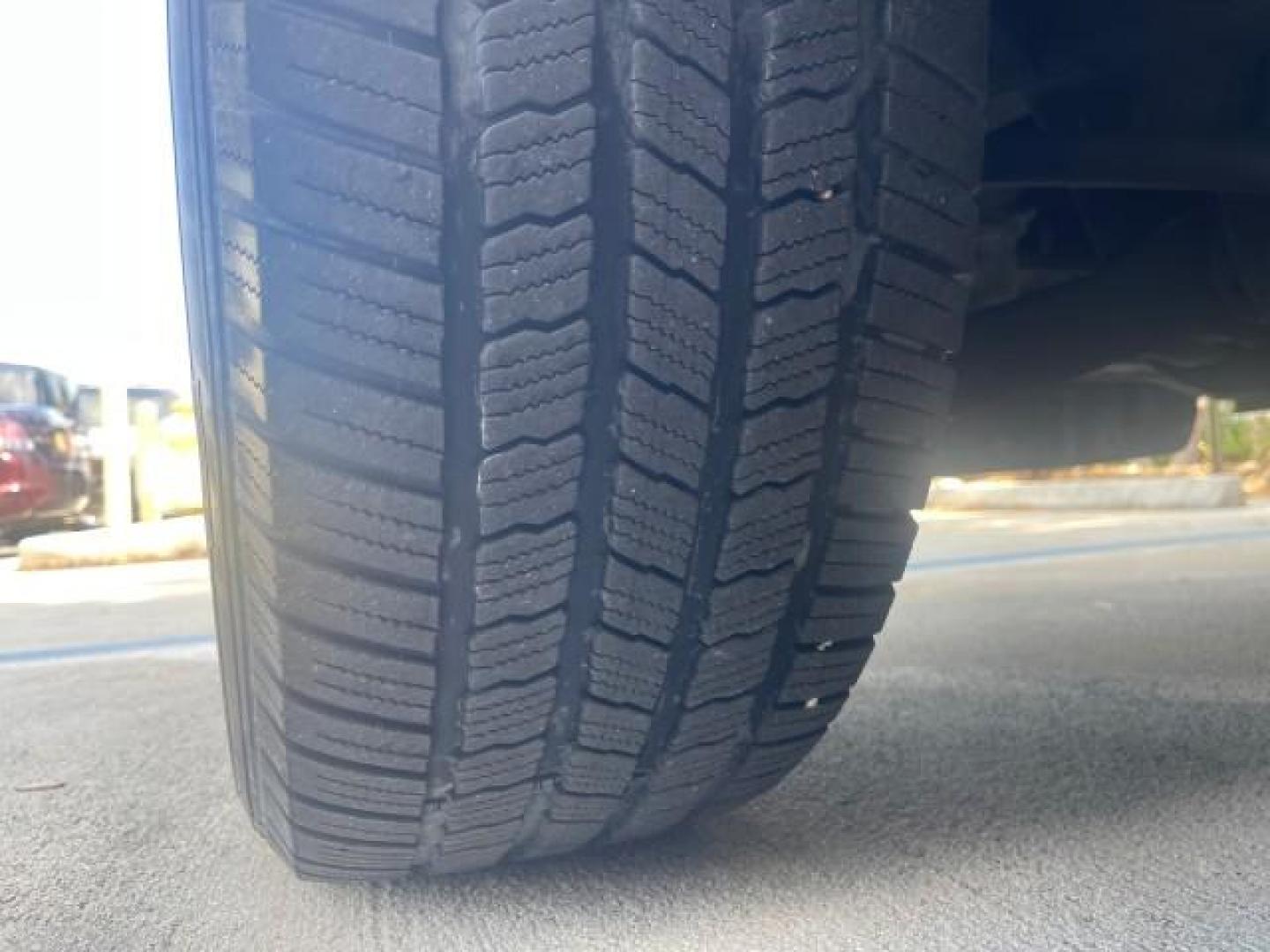 2010 Dark Blue Pearl Metallic /Tan Ford F-150 Lariat LOW MILES 60,628 NAV (1FTFW1CV4AF) with an 5.4L 3v EFI V8 FFV Engine engine, Automatic transmission, located at 4701 North Dixie Hwy, Pompano Beach, FL, 33064, (954) 422-2889, 26.240938, -80.123474 - OUR WEBPAGE FLORIDACARS1.COM HAS OVER 100 PHOTOS AND FREE CARFAX LINK 2010 FORD F-150 LARIAT $ 40,380 NEW VIN: 1FTFW1CV4AFD92632 1 F T F W 1 C V 4 A F D 9 2 6 3 2 CREW PICKUP 5.4L V8 F SOHC 24V FLEX FUEL REAR WHEEL DRIVE TOW PKG NO RECALLS Top Features Navigation System Bed Cover Parking Sensors Bed - Photo#19