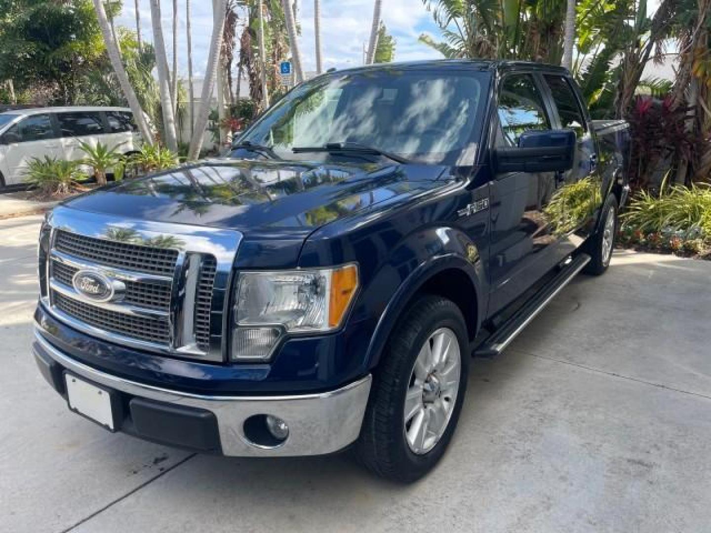 2010 Dark Blue Pearl Metallic /Tan Ford F-150 Lariat LOW MILES 60,628 NAV (1FTFW1CV4AF) with an 5.4L 3v EFI V8 FFV Engine engine, Automatic transmission, located at 4701 North Dixie Hwy, Pompano Beach, FL, 33064, (954) 422-2889, 26.240938, -80.123474 - OUR WEBPAGE FLORIDACARS1.COM HAS OVER 100 PHOTOS AND FREE CARFAX LINK 2010 FORD F-150 LARIAT $ 40,380 NEW VIN: 1FTFW1CV4AFD92632 1 F T F W 1 C V 4 A F D 9 2 6 3 2 CREW PICKUP 5.4L V8 F SOHC 24V FLEX FUEL REAR WHEEL DRIVE TOW PKG NO RECALLS Top Features Navigation System Bed Cover Parking Sensors Bed - Photo#3