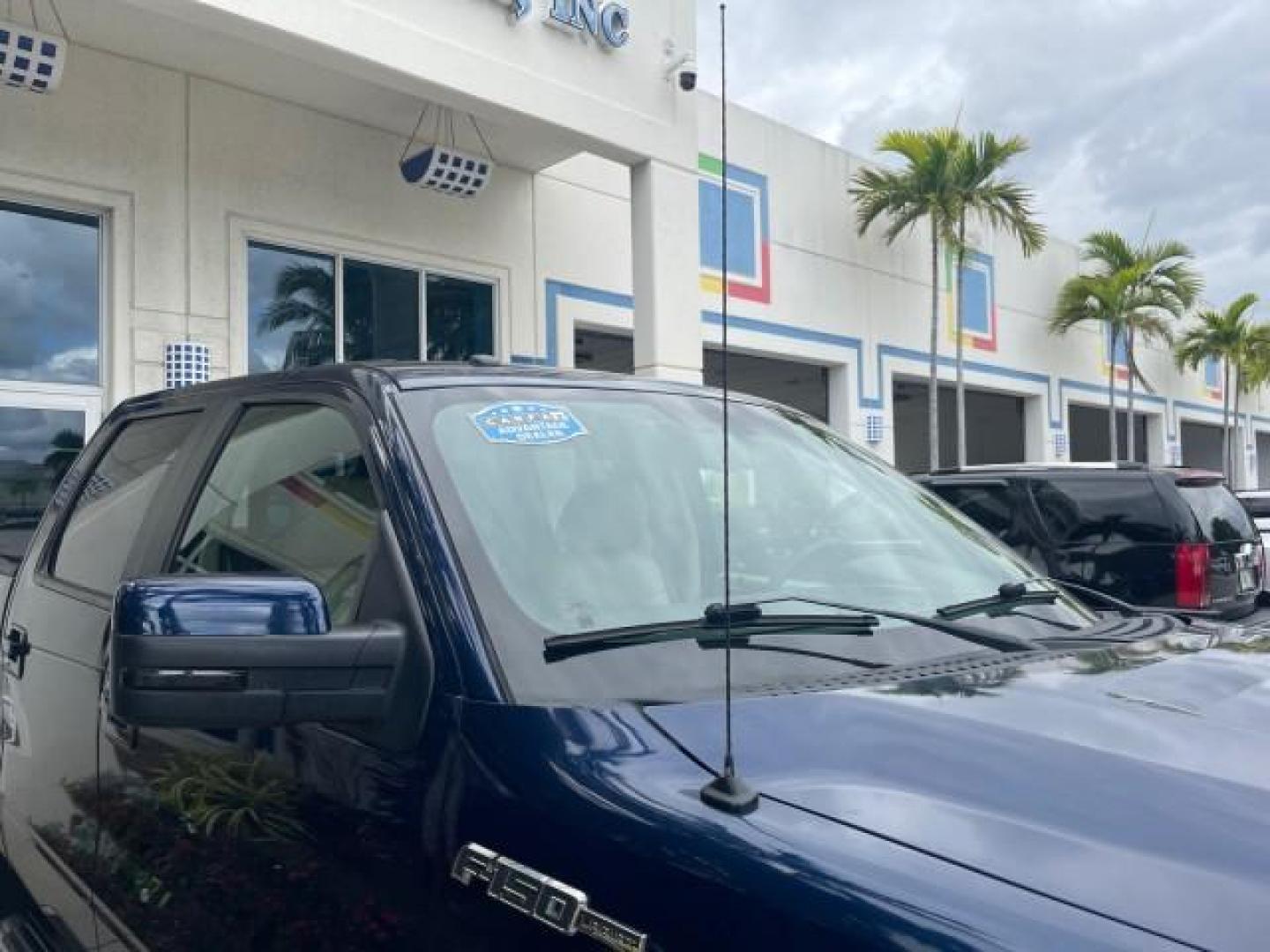 2010 Dark Blue Pearl Metallic /Tan Ford F-150 Lariat LOW MILES 60,628 NAV (1FTFW1CV4AF) with an 5.4L 3v EFI V8 FFV Engine engine, Automatic transmission, located at 4701 North Dixie Hwy, Pompano Beach, FL, 33064, (954) 422-2889, 26.240938, -80.123474 - OUR WEBPAGE FLORIDACARS1.COM HAS OVER 100 PHOTOS AND FREE CARFAX LINK 2010 FORD F-150 LARIAT $ 40,380 NEW VIN: 1FTFW1CV4AFD92632 1 F T F W 1 C V 4 A F D 9 2 6 3 2 CREW PICKUP 5.4L V8 F SOHC 24V FLEX FUEL REAR WHEEL DRIVE TOW PKG NO RECALLS Top Features Navigation System Bed Cover Parking Sensors Bed - Photo#81
