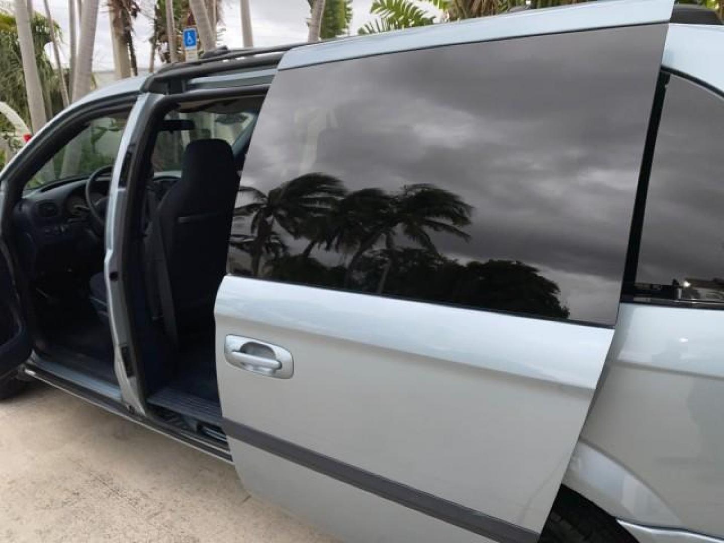 2002 Steel Blue Pearl /Navy Blue Dodge Caravan Sport 1 OWNER LOW MILES 71,753 (2B4GP44342R) with an 3.3L SMPI Flex-Fuel V6 Engine engine, Automatic transmission, located at 4701 North Dixie Hwy, Pompano Beach, FL, 33064, (954) 422-2889, 26.240938, -80.123474 - OUR WEBPAGE FLORIDACARS1.COM HAS OVER 100 PHOTOS AND FREE CARFAX LINK 2002 DODGE GRAND CARAVAN SPORT VIN: 2B4GP44342R746558 2 B 4 G P 4 4 3 4 2 R 7 4 6 5 5 8 VAN 3.3L V6 F SOHC 12V GASOLINE FRONT WHEEL DRIVE Top Features Cloth Seats Third Row Seat Tow Hitch Basic Features ABS Brakes CD Audio Full Ro - Photo#13
