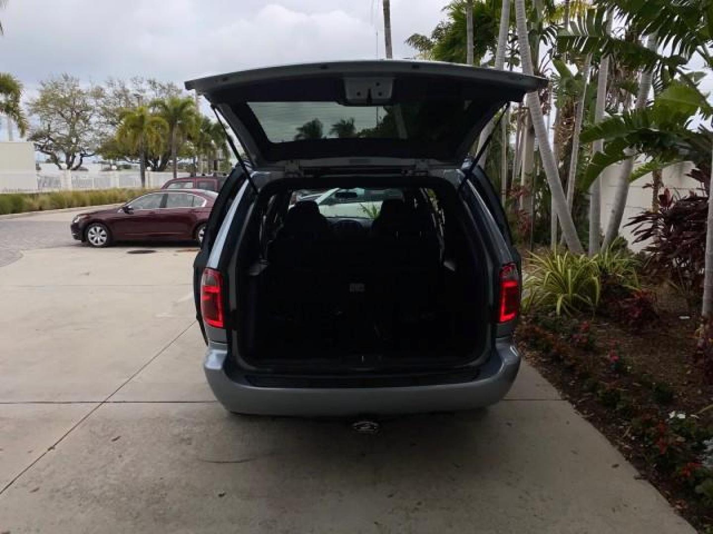 2002 Steel Blue Pearl /Navy Blue Dodge Caravan Sport 1 OWNER LOW MILES 71,753 (2B4GP44342R) with an 3.3L SMPI Flex-Fuel V6 Engine engine, Automatic transmission, located at 4701 North Dixie Hwy, Pompano Beach, FL, 33064, (954) 422-2889, 26.240938, -80.123474 - OUR WEBPAGE FLORIDACARS1.COM HAS OVER 100 PHOTOS AND FREE CARFAX LINK 2002 DODGE GRAND CARAVAN SPORT VIN: 2B4GP44342R746558 2 B 4 G P 4 4 3 4 2 R 7 4 6 5 5 8 VAN 3.3L V6 F SOHC 12V GASOLINE FRONT WHEEL DRIVE Top Features Cloth Seats Third Row Seat Tow Hitch Basic Features ABS Brakes CD Audio Full Ro - Photo#15