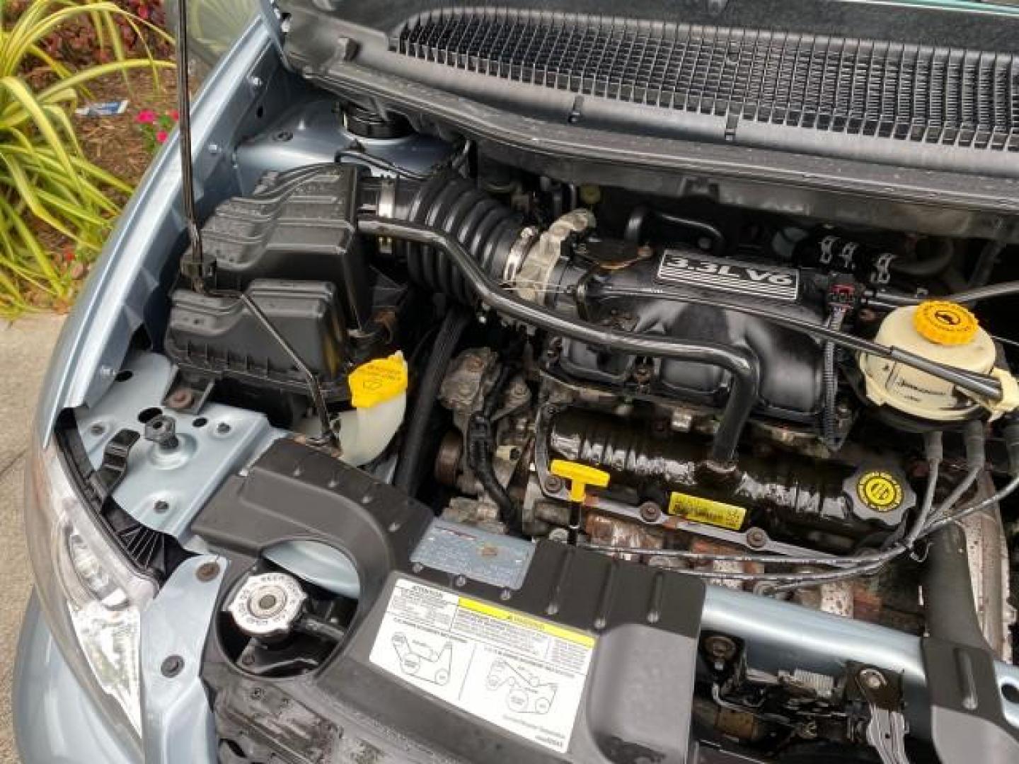 2002 Steel Blue Pearl /Navy Blue Dodge Caravan Sport 1 OWNER LOW MILES 71,753 (2B4GP44342R) with an 3.3L SMPI Flex-Fuel V6 Engine engine, Automatic transmission, located at 4701 North Dixie Hwy, Pompano Beach, FL, 33064, (954) 422-2889, 26.240938, -80.123474 - OUR WEBPAGE FLORIDACARS1.COM HAS OVER 100 PHOTOS AND FREE CARFAX LINK 2002 DODGE GRAND CARAVAN SPORT VIN: 2B4GP44342R746558 2 B 4 G P 4 4 3 4 2 R 7 4 6 5 5 8 VAN 3.3L V6 F SOHC 12V GASOLINE FRONT WHEEL DRIVE Top Features Cloth Seats Third Row Seat Tow Hitch Basic Features ABS Brakes CD Audio Full Ro - Photo#24