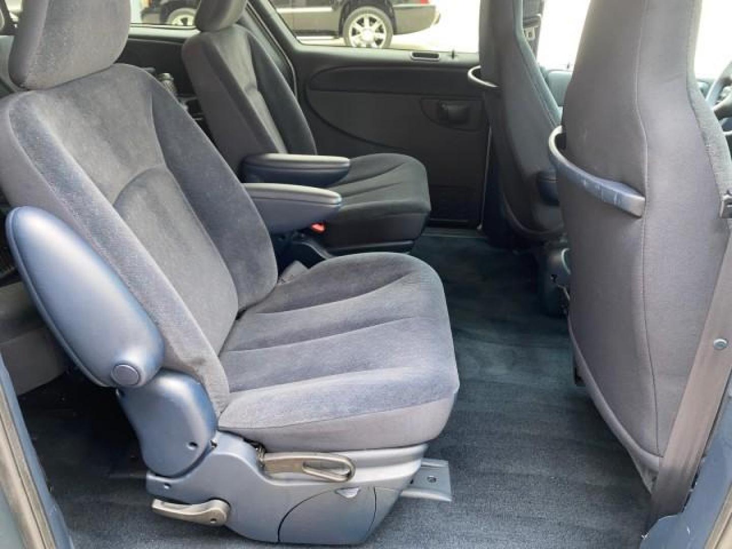 2002 Steel Blue Pearl /Navy Blue Dodge Caravan Sport 1 OWNER LOW MILES 71,753 (2B4GP44342R) with an 3.3L SMPI Flex-Fuel V6 Engine engine, Automatic transmission, located at 4701 North Dixie Hwy, Pompano Beach, FL, 33064, (954) 422-2889, 26.240938, -80.123474 - OUR WEBPAGE FLORIDACARS1.COM HAS OVER 100 PHOTOS AND FREE CARFAX LINK 2002 DODGE GRAND CARAVAN SPORT VIN: 2B4GP44342R746558 2 B 4 G P 4 4 3 4 2 R 7 4 6 5 5 8 VAN 3.3L V6 F SOHC 12V GASOLINE FRONT WHEEL DRIVE Top Features Cloth Seats Third Row Seat Tow Hitch Basic Features ABS Brakes CD Audio Full Ro - Photo#79