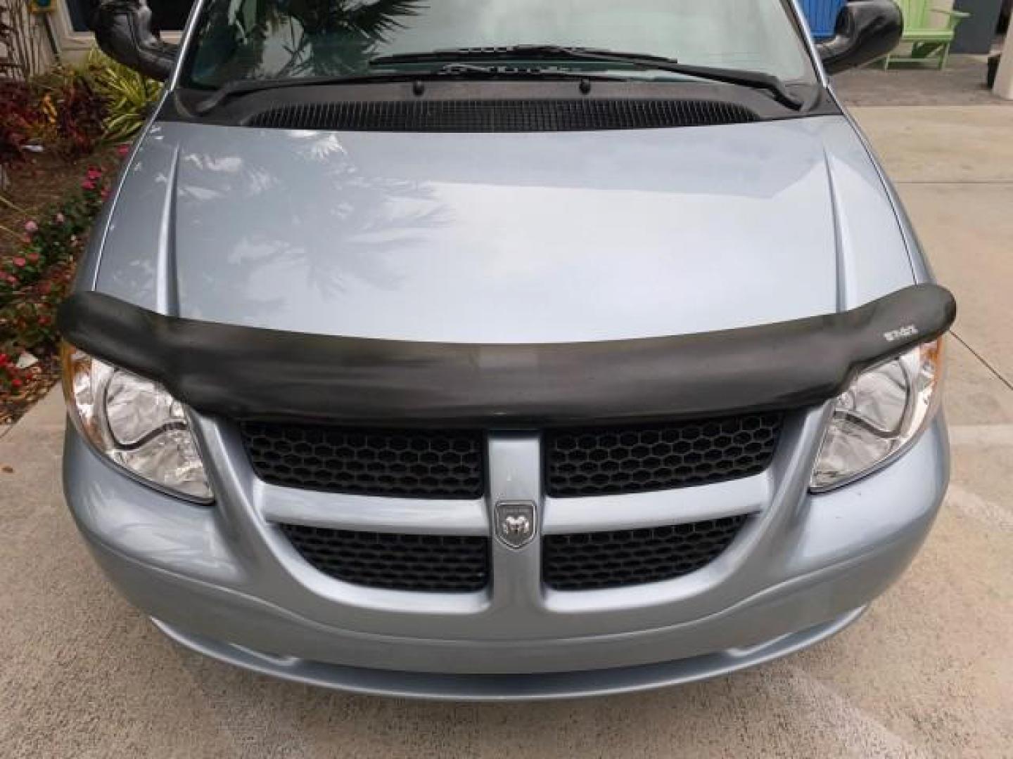 2002 Steel Blue Pearl /Navy Blue Dodge Caravan Sport 1 OWNER LOW MILES 71,753 (2B4GP44342R) with an 3.3L SMPI Flex-Fuel V6 Engine engine, Automatic transmission, located at 4701 North Dixie Hwy, Pompano Beach, FL, 33064, (954) 422-2889, 26.240938, -80.123474 - OUR WEBPAGE FLORIDACARS1.COM HAS OVER 100 PHOTOS AND FREE CARFAX LINK 2002 DODGE GRAND CARAVAN SPORT VIN: 2B4GP44342R746558 2 B 4 G P 4 4 3 4 2 R 7 4 6 5 5 8 VAN 3.3L V6 F SOHC 12V GASOLINE FRONT WHEEL DRIVE Top Features Cloth Seats Third Row Seat Tow Hitch Basic Features ABS Brakes CD Audio Full Ro - Photo#89