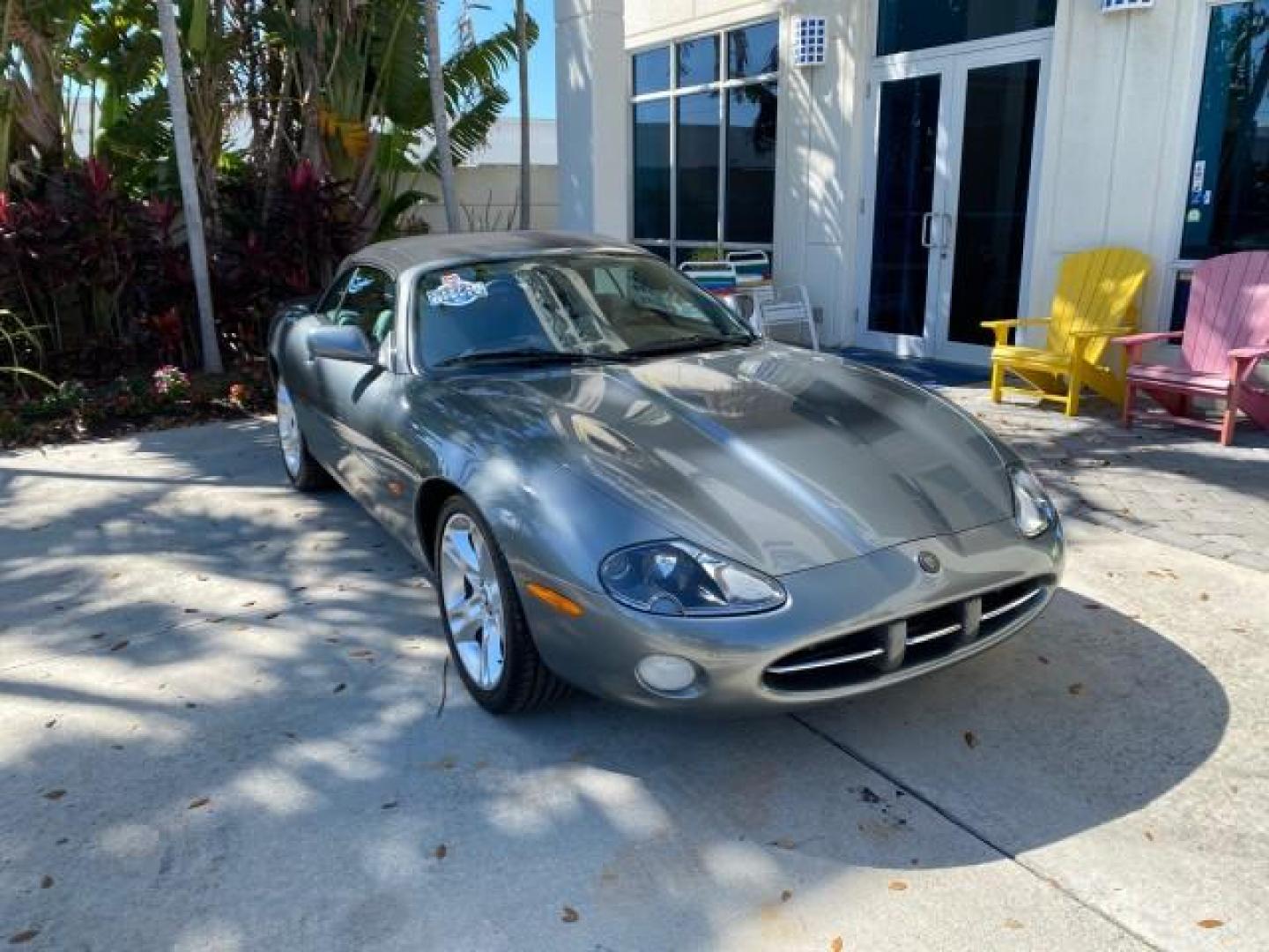 2003 Quartz /Dove Jaguar XK8 1 OWNER LOW MILES 37,004 (SAJDA42C132) with an 4.2L DOHC EFI 32-Valve Aluminum Alloy V8 Engine engine, Automatic transmission, located at 4701 North Dixie Hwy, Pompano Beach, FL, 33064, (954) 422-2889, 26.240938, -80.123474 - OUR WEBPAGE FLORIDACARS1.COM HAS OVER 100 PHOTOS AND FREE CARFAX LINK 2003 JAGUAR XK-SERIES XK8 $ 79,405 NEW ! VIN: SAJDA42C132A31624 S A J D A 4 2 C 1 3 2 A 3 1 6 2 4 CONVERTIBLE BOOT INCLUDED 4.2L V8 F DOHC GASOLINE REAR WHEEL DRIVE Top Features Alloy Wheels Leather Seats Alpine Sound System Navig - Photo#1