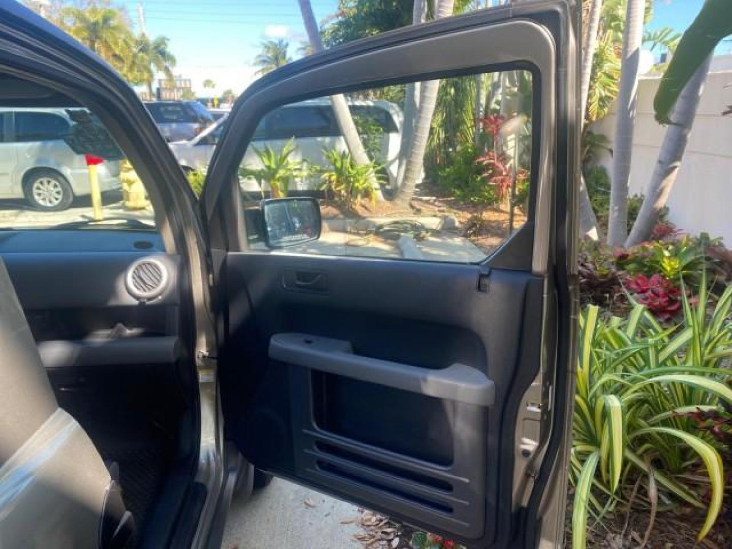 2003 Shoreline Mist Metallic /Gray/Green Honda Element EX 1 owner fl low miles 48,062 (5J6YH18653L) with an 2.4L DOHC MPFI i-VTEC 16-Valve I4 Engine engine, Automatic transmission, located at 4701 North Dixie Hwy, Pompano Beach, FL, 33064, (954) 422-2889, 26.240938, -80.123474 - OUR WEBPAGE FLORIDACARS1.COM HAS OVER 100 PHOTOS AND FREE CARFAX LINK 2003 HONDA ELEMENT EX NO RECALLS VIN: 5J6YH18653L020719 5 J 6 Y H 1 8 6 5 3 L 0 2 0 7 1 9 4 DOOR WAGON/SPORT UTILITY 2.4L I4 F DOHC 16V GASOLINE FRONT WHEEL DRIVE Basic Features ABS Brakes Automatic Transmission Power Locks Rear D - Photo#11